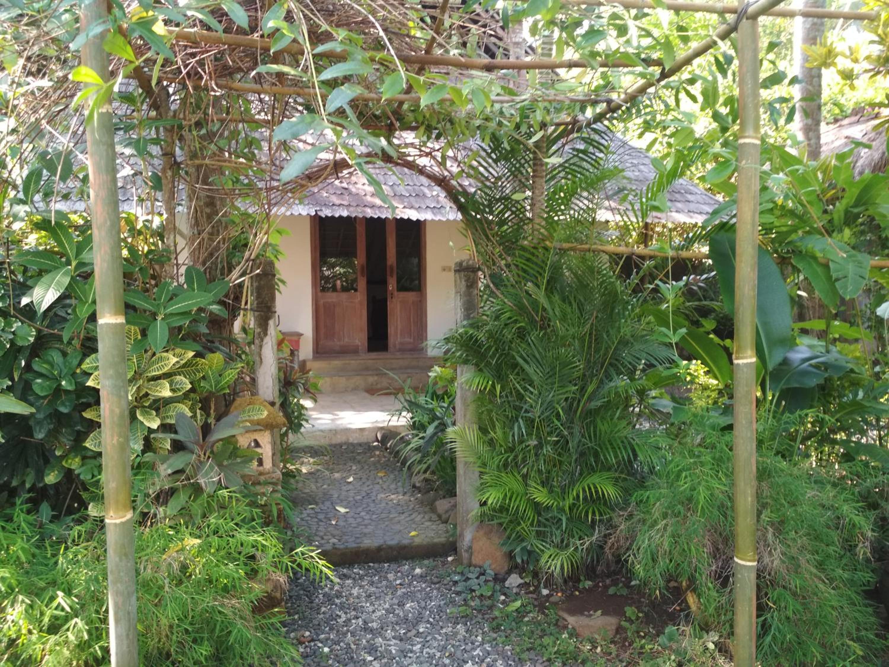 Pondok Pisang Candidasa