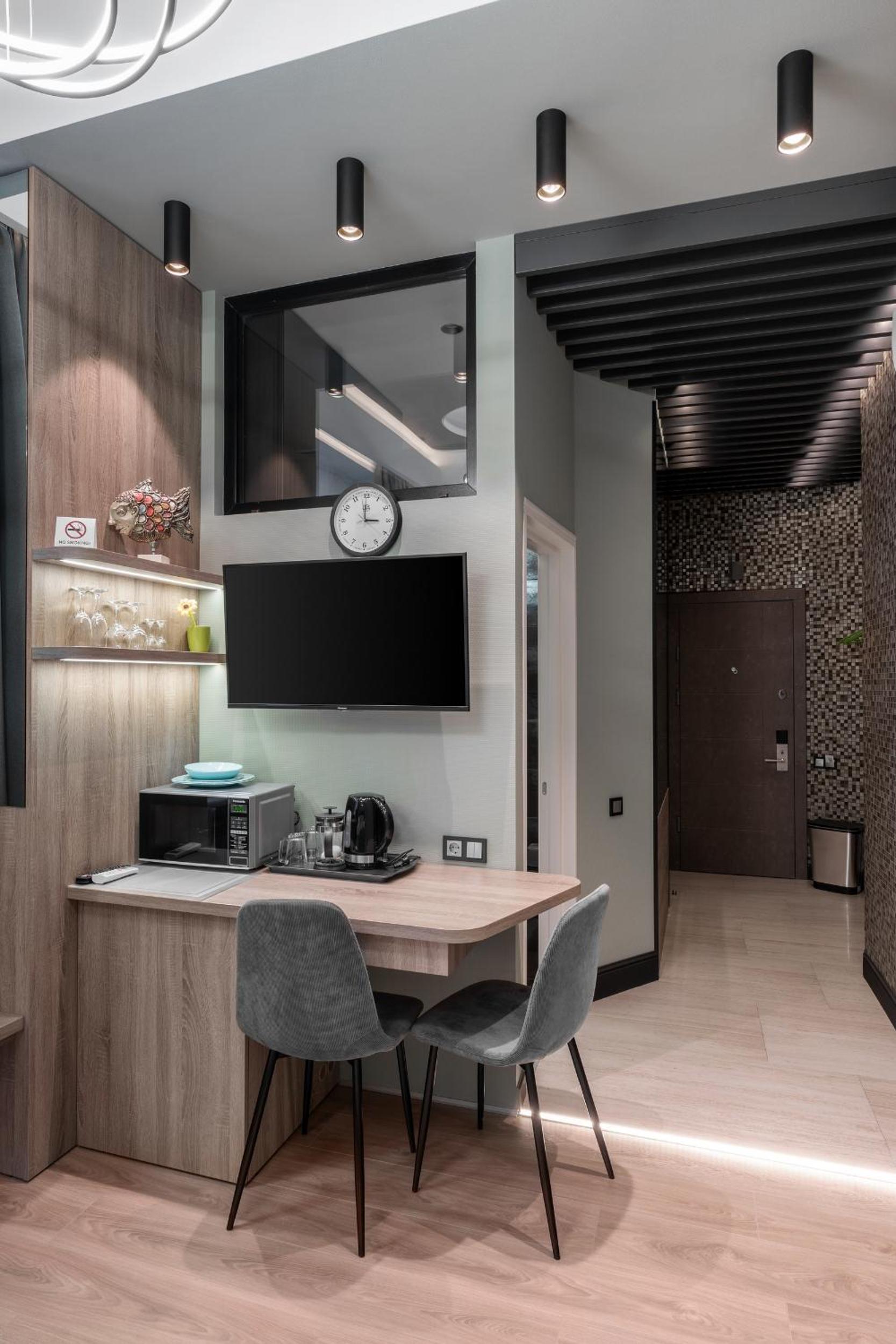 Stylish Central Apartments - Next to Kreschyatyk and Maydan view 3