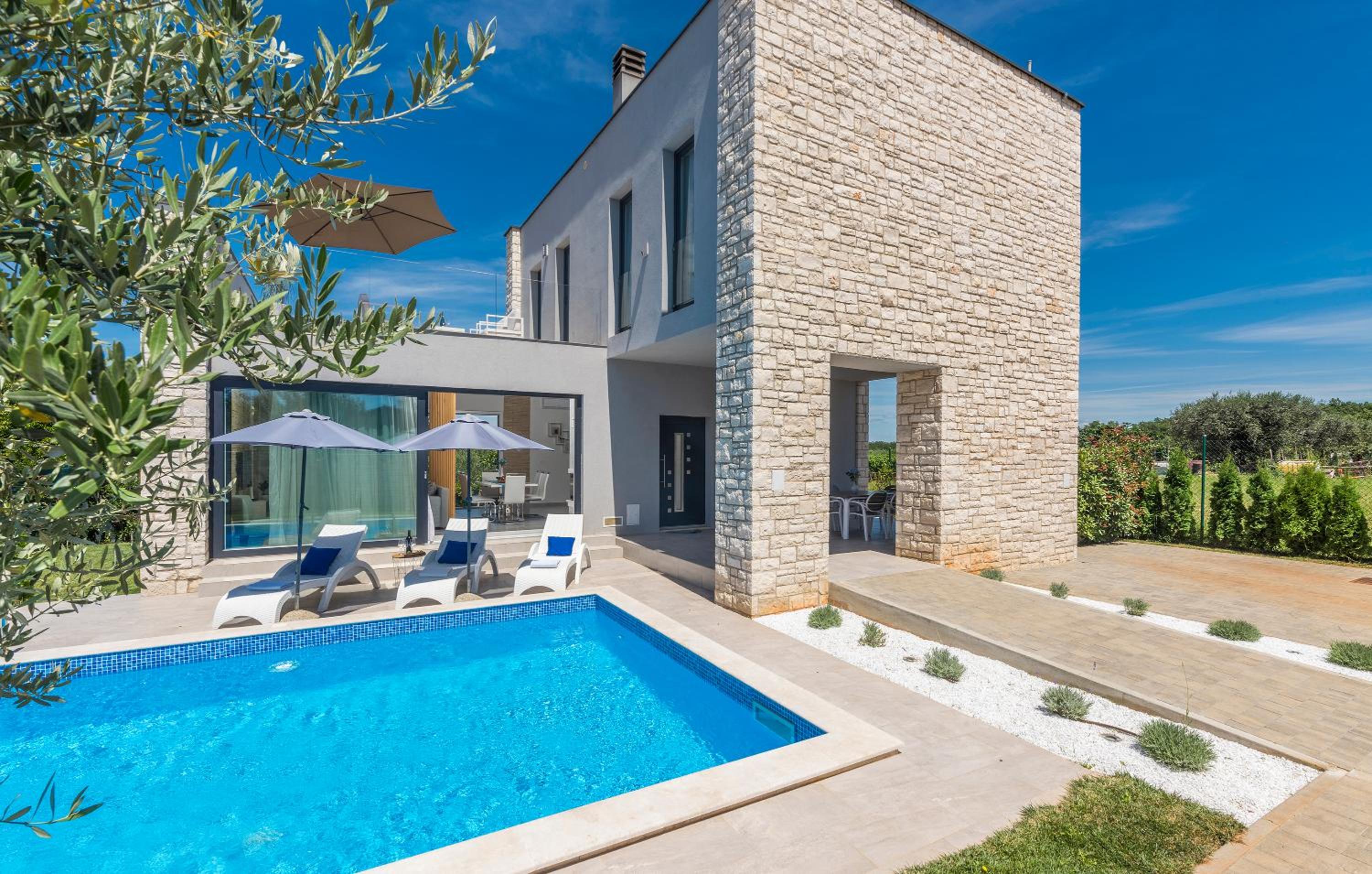 Villa Selest view 3
