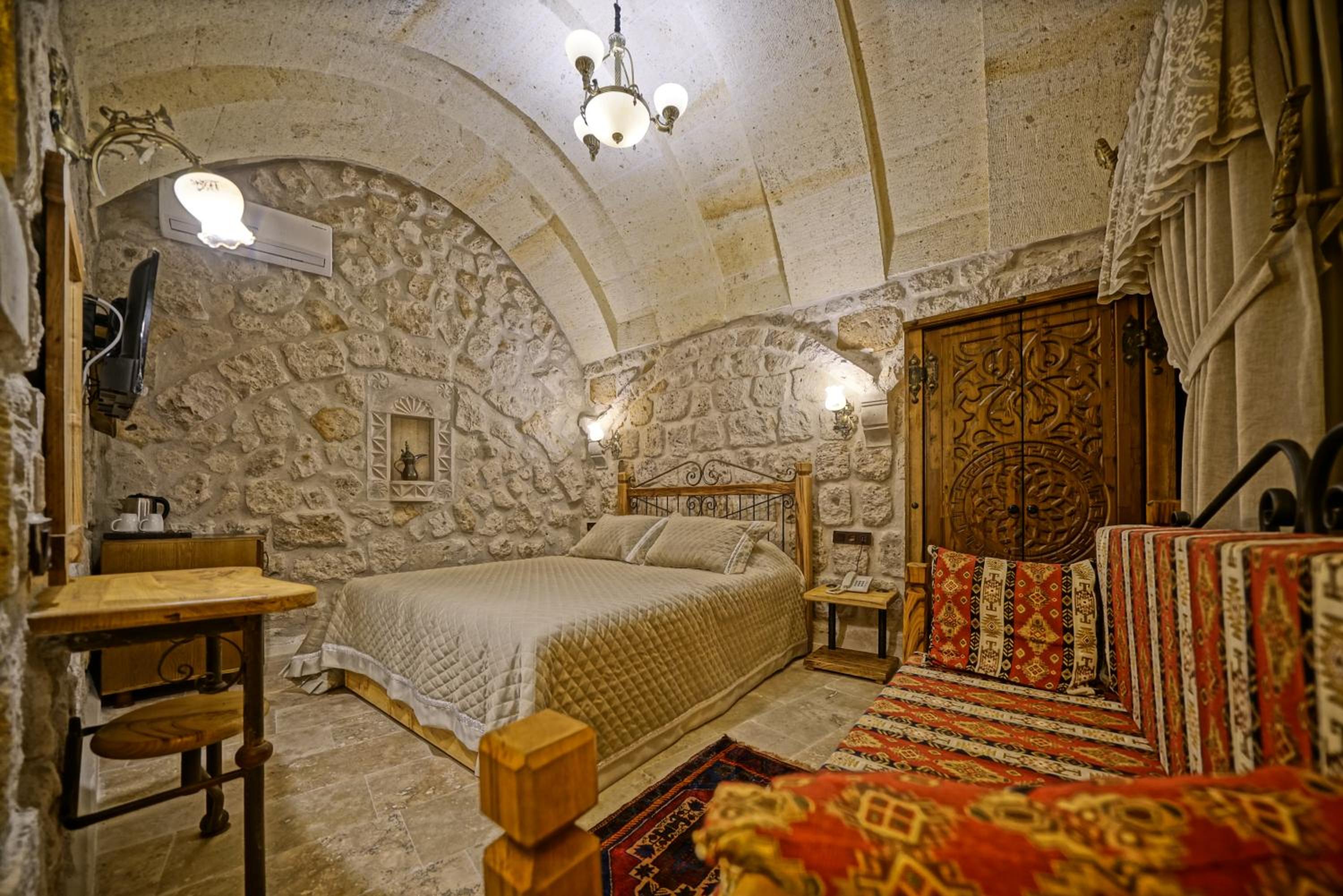 Cappadocia Cave Lodge - Image 99