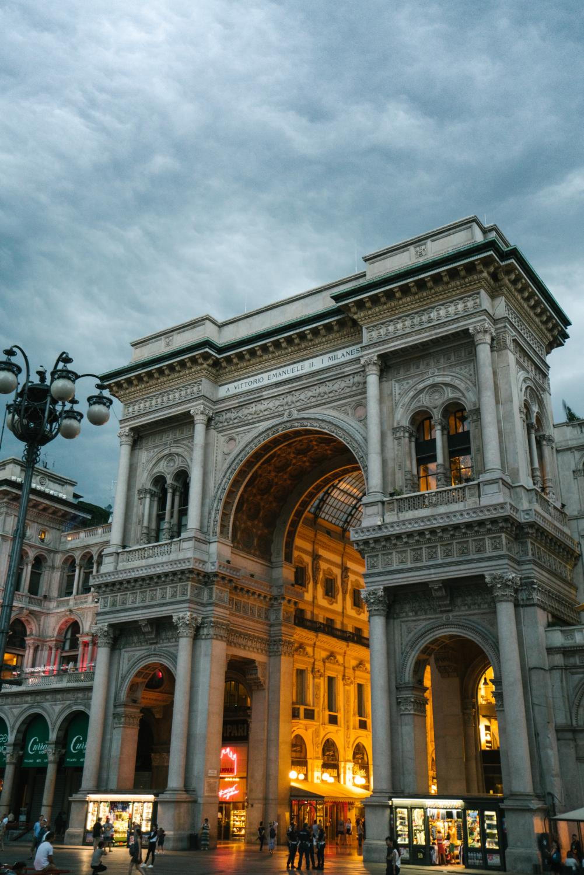 SAY YES MILANO CITY LIFE