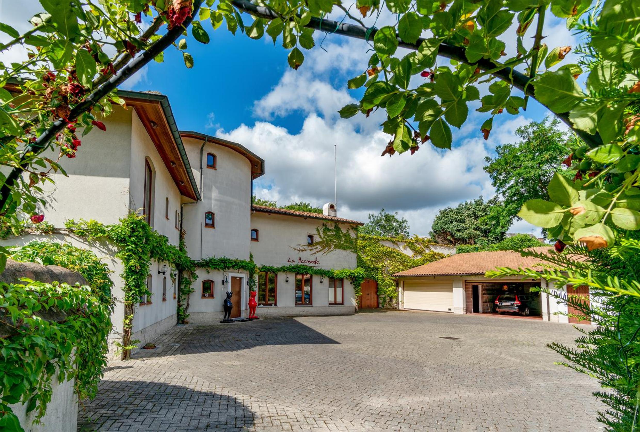 La Hacienda