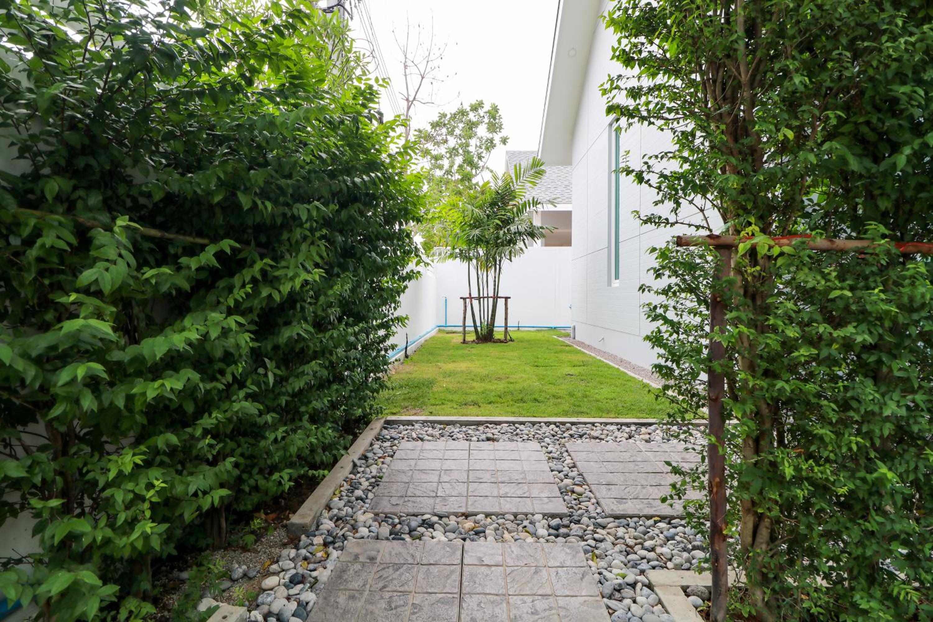 Chaum Haus Pool Villas