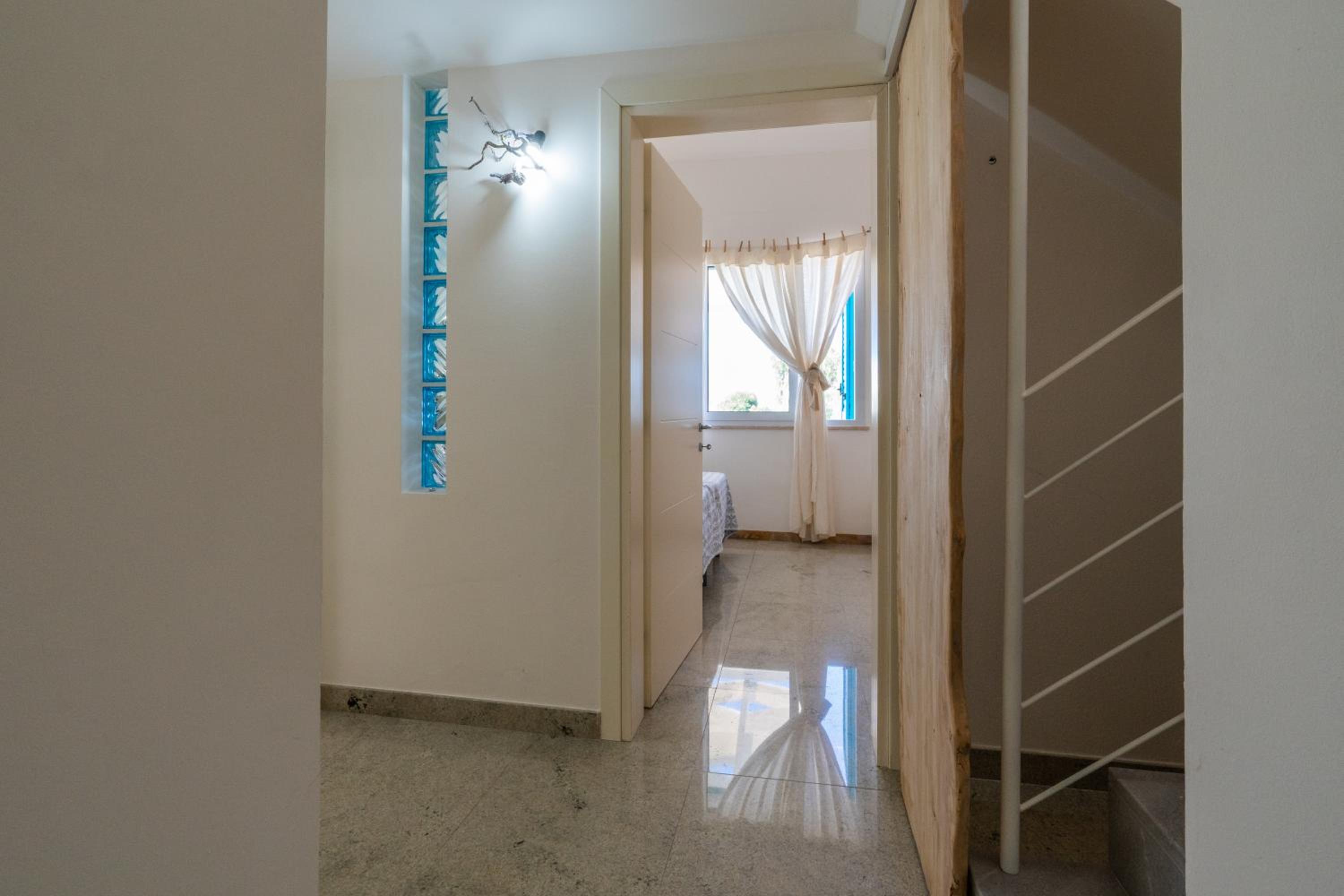 La Maison Blue a 100 mt dal mare - holiday2pet,com -