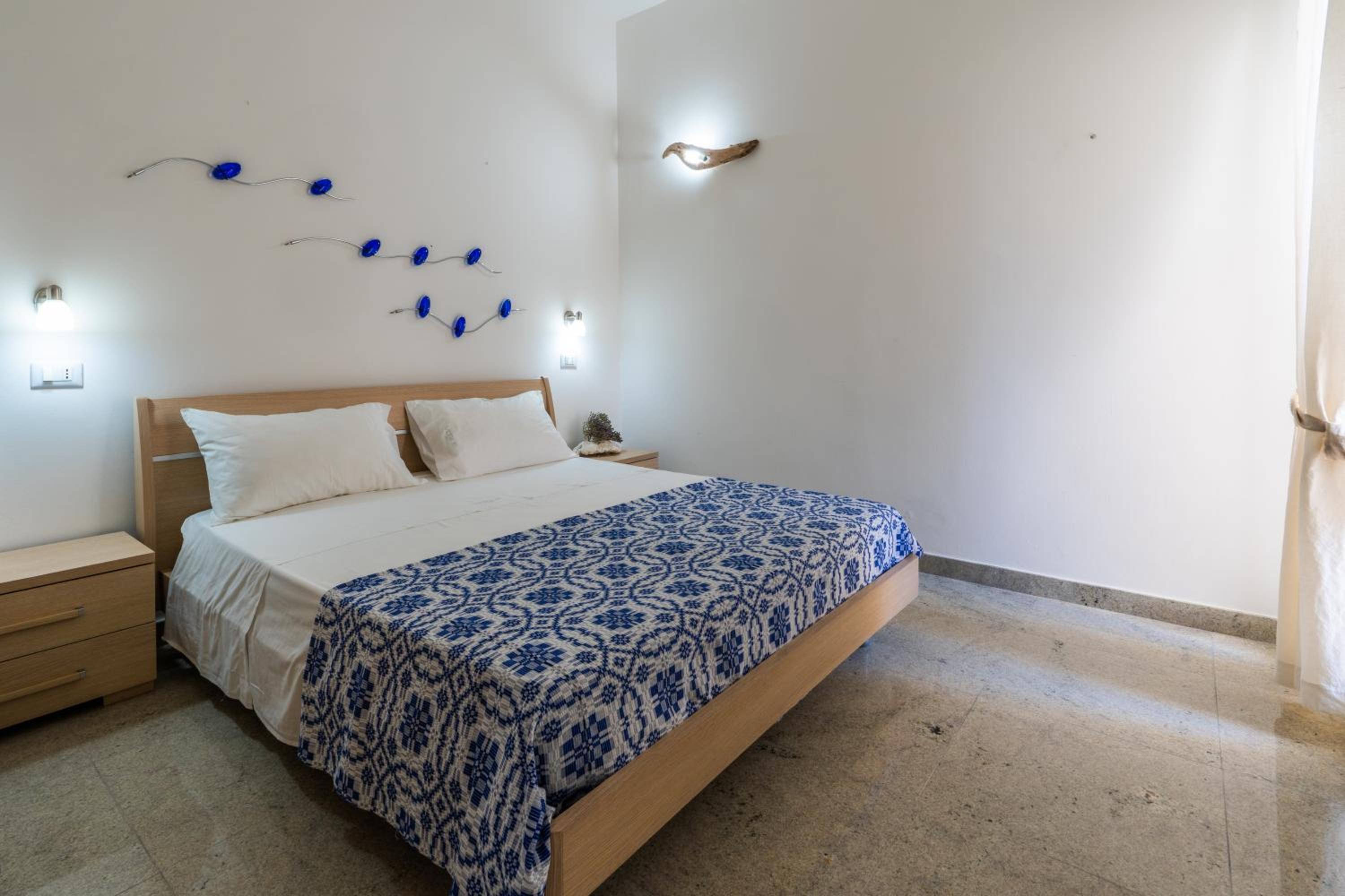 La Maison Blue a 100 mt dal mare - holiday2pet,com -