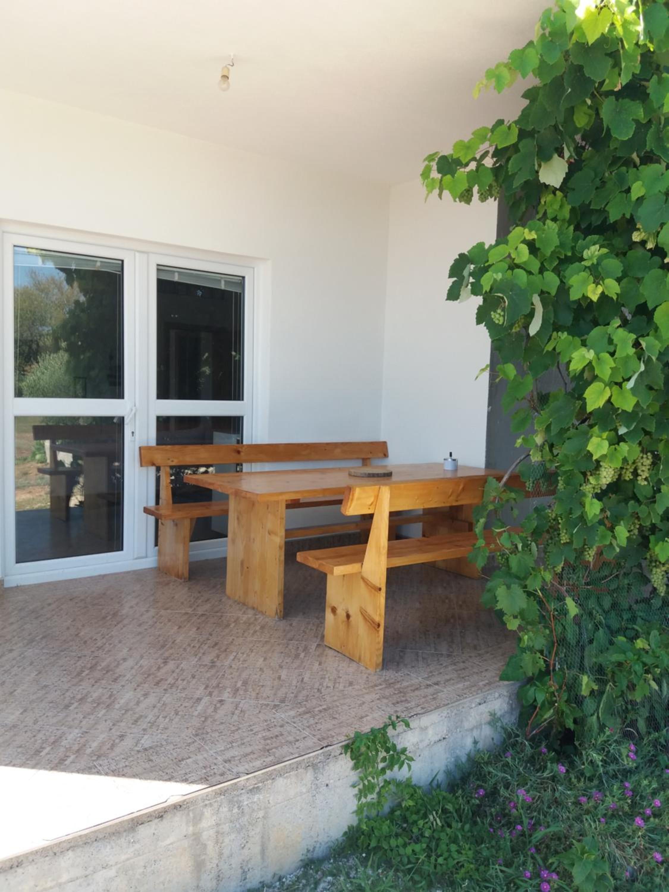 4 Bedroom Apartment in Tisno (8+4)