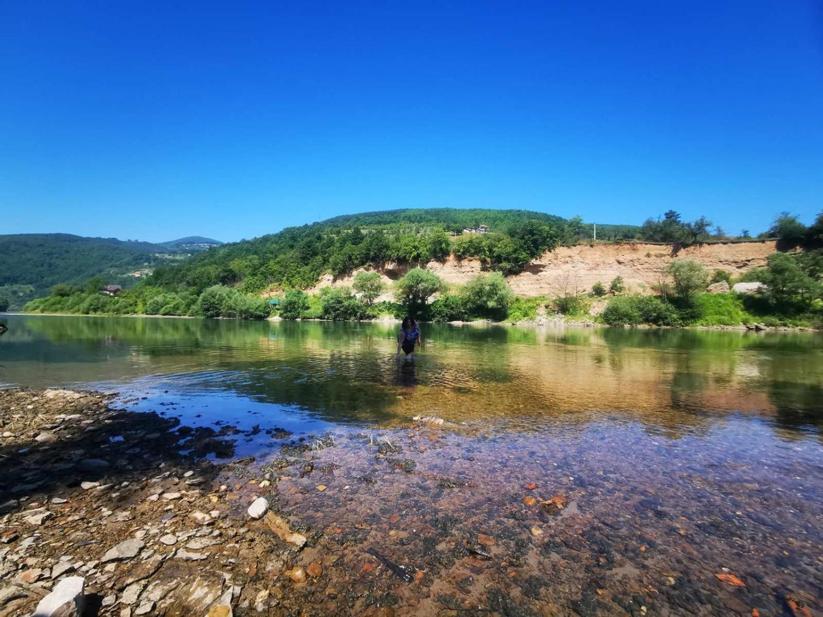 Vikendica pored Drine Foča