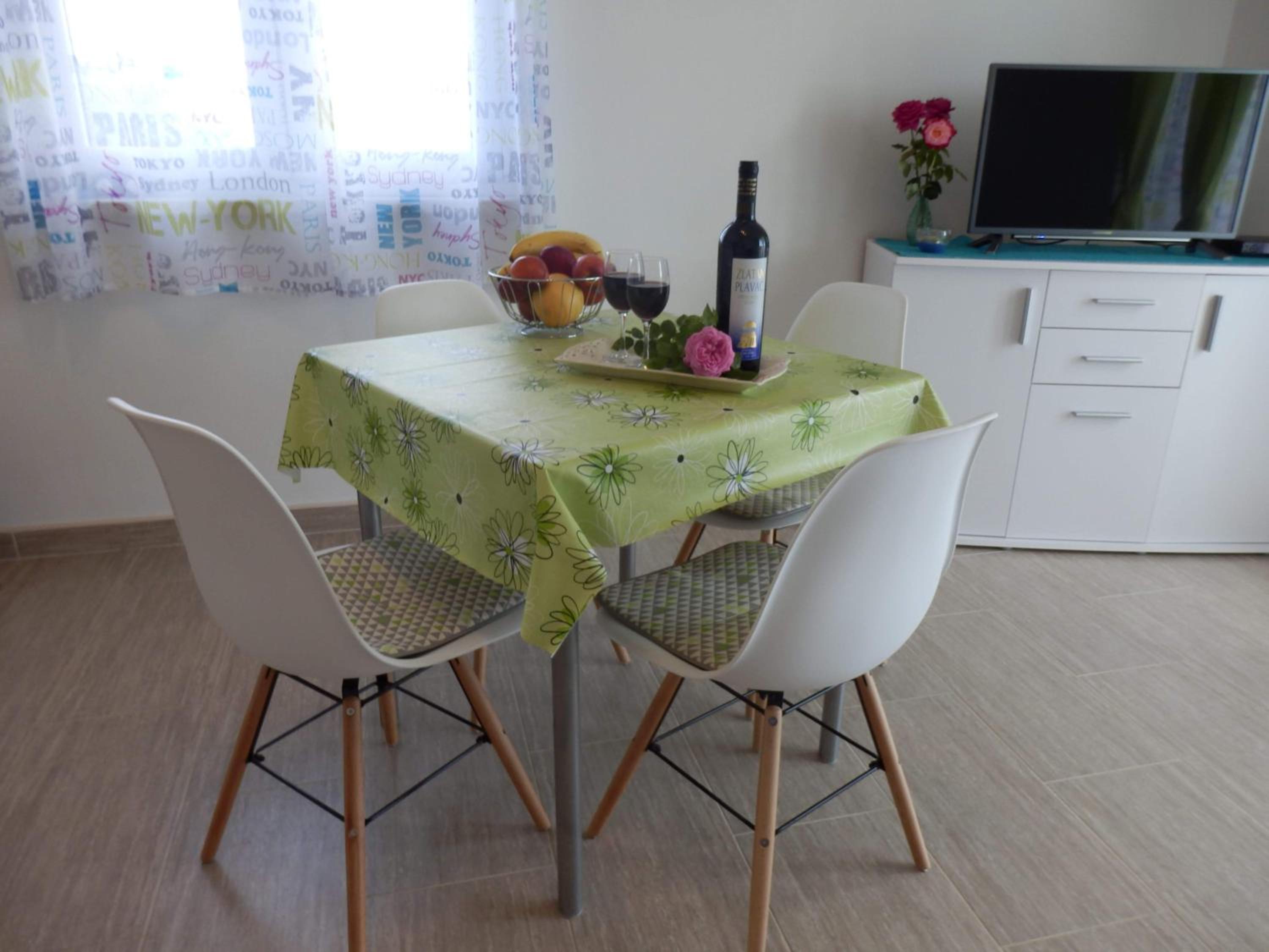 Apartman Laura en Tribunj
