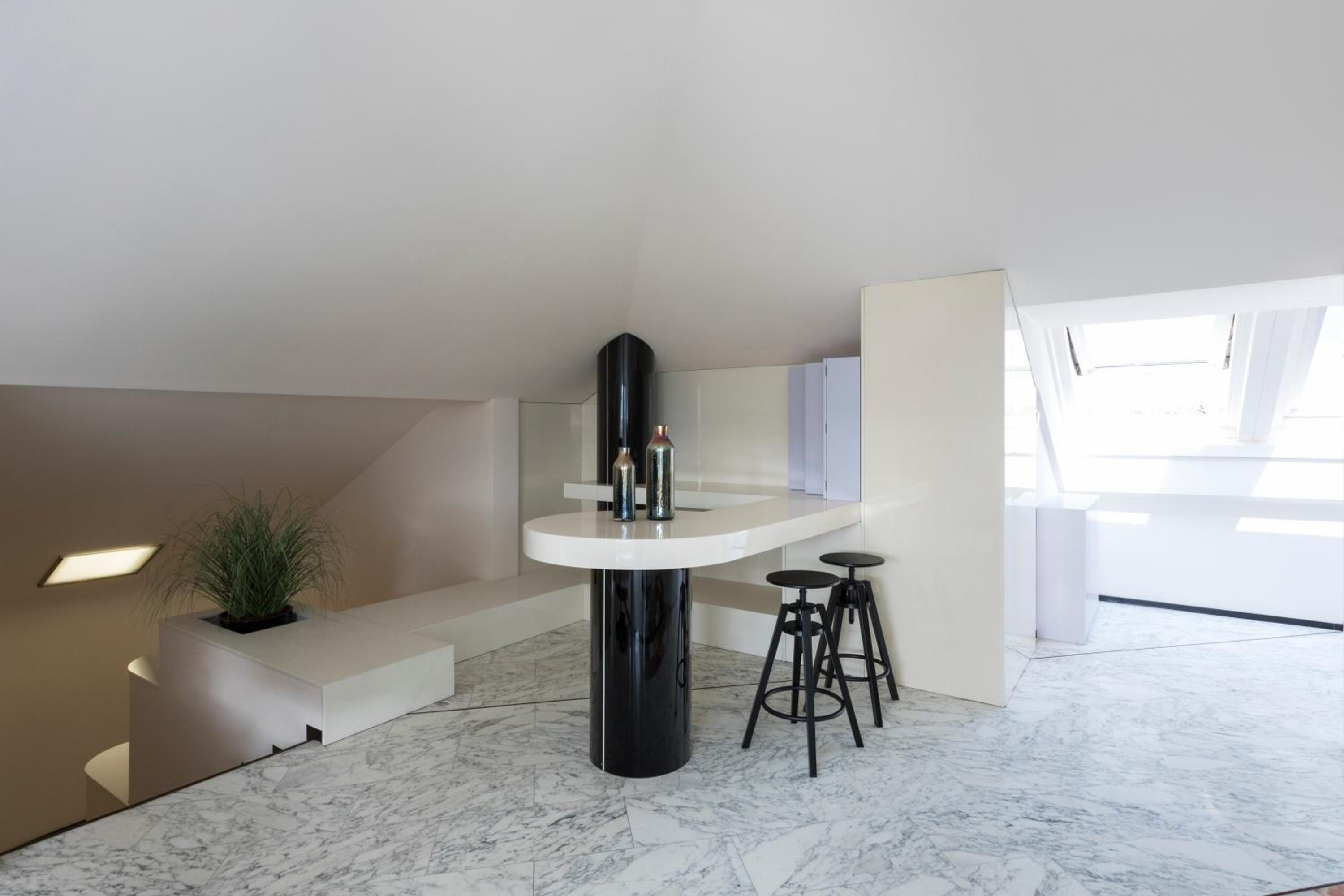 R Cedro House