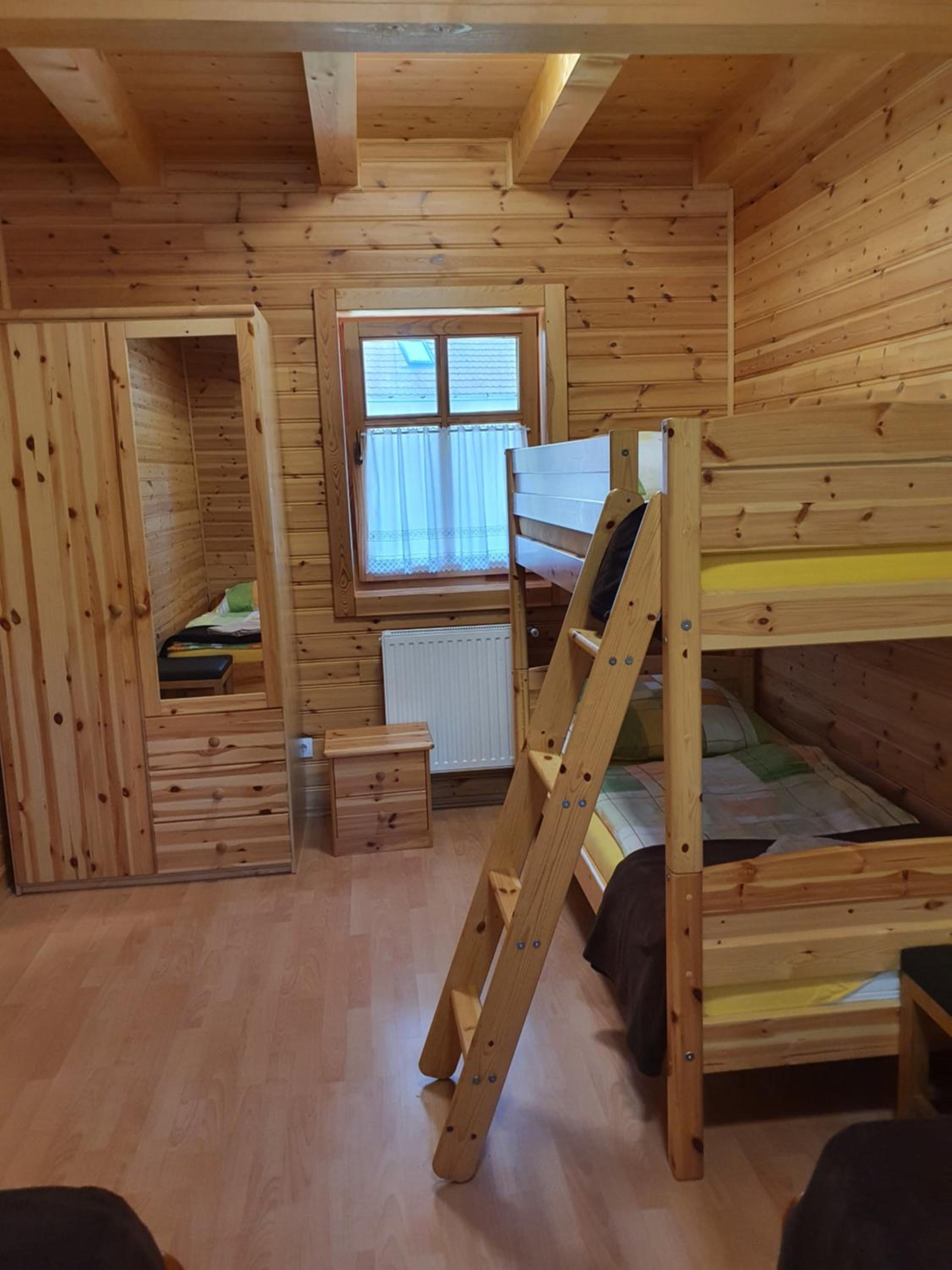 Bak Vendéglő faházak view 2