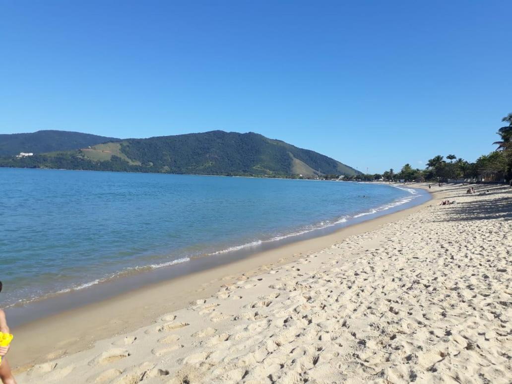 Casa em Condomínio com Wi-Fi - 300m da praia
