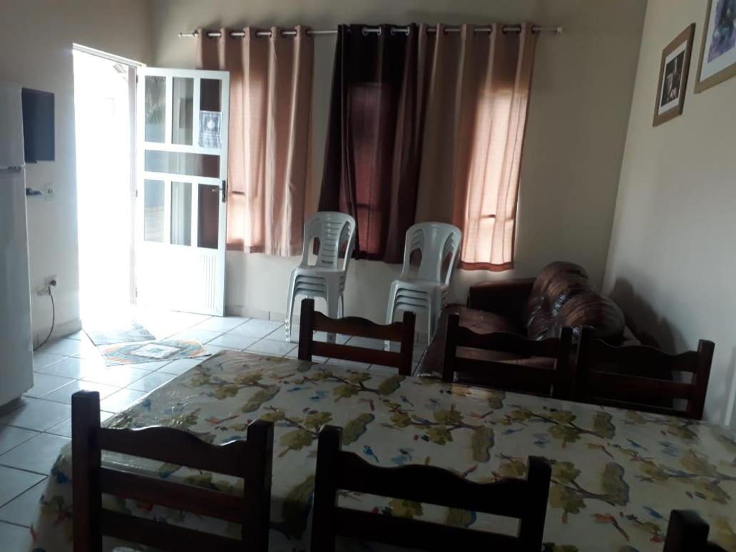 Casa em Condomínio com Wi-Fi - 300m da praia