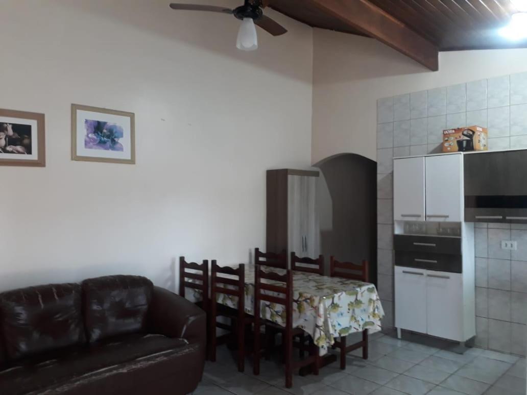 Casa em Condomínio com Wi-Fi - 300m da praia
