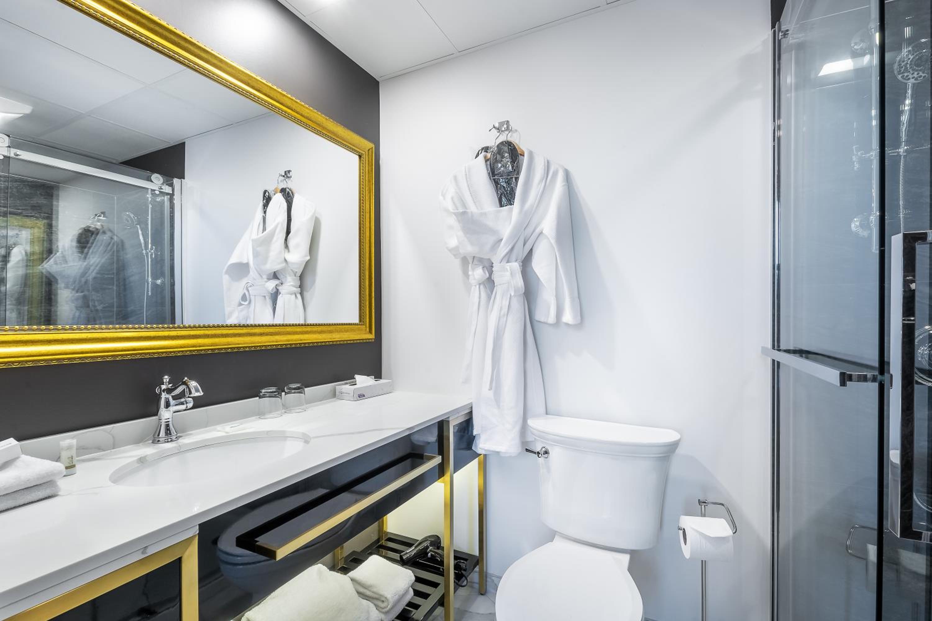 Hotel Clarendon-1