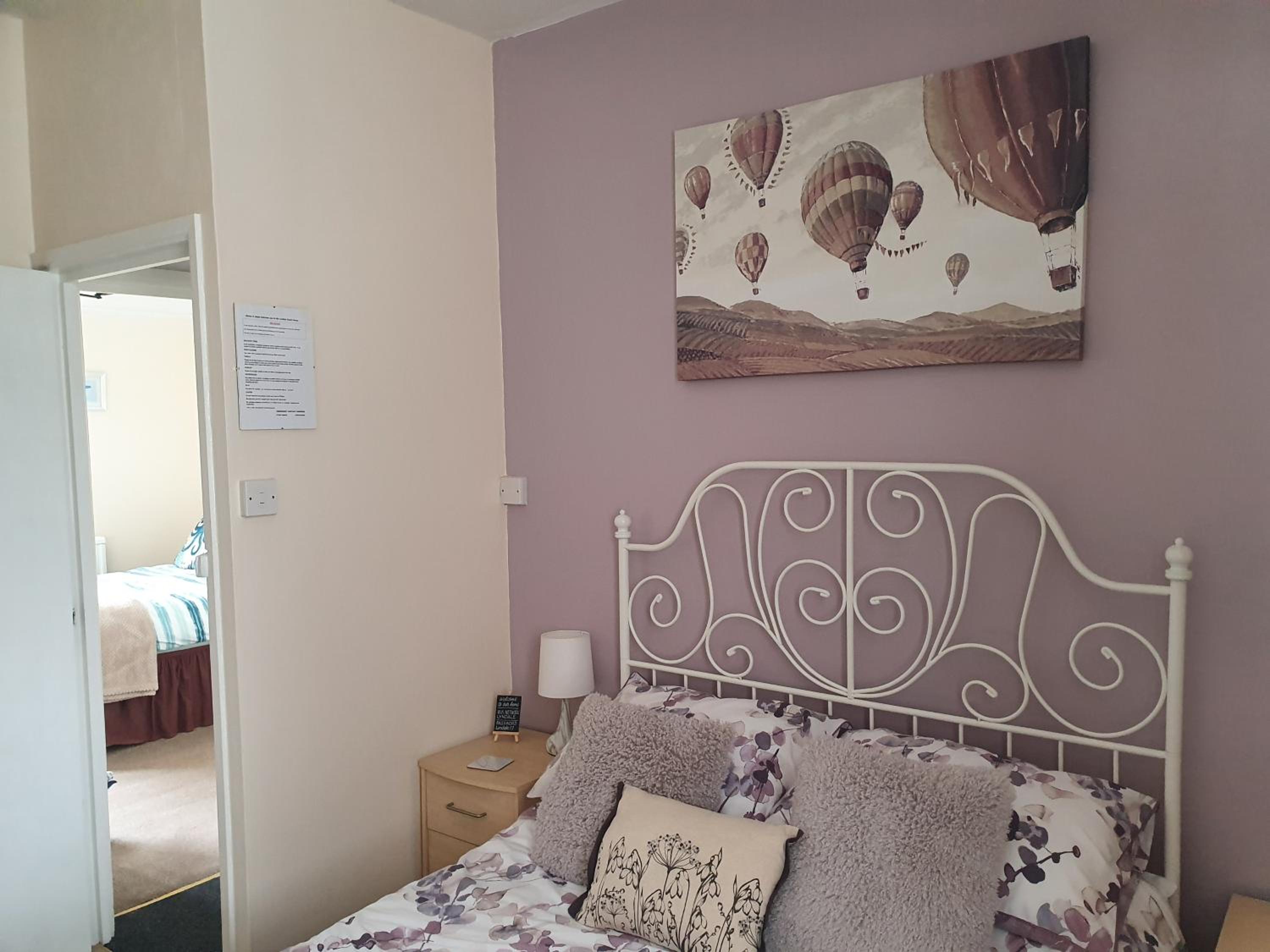 Lyndale Guest House