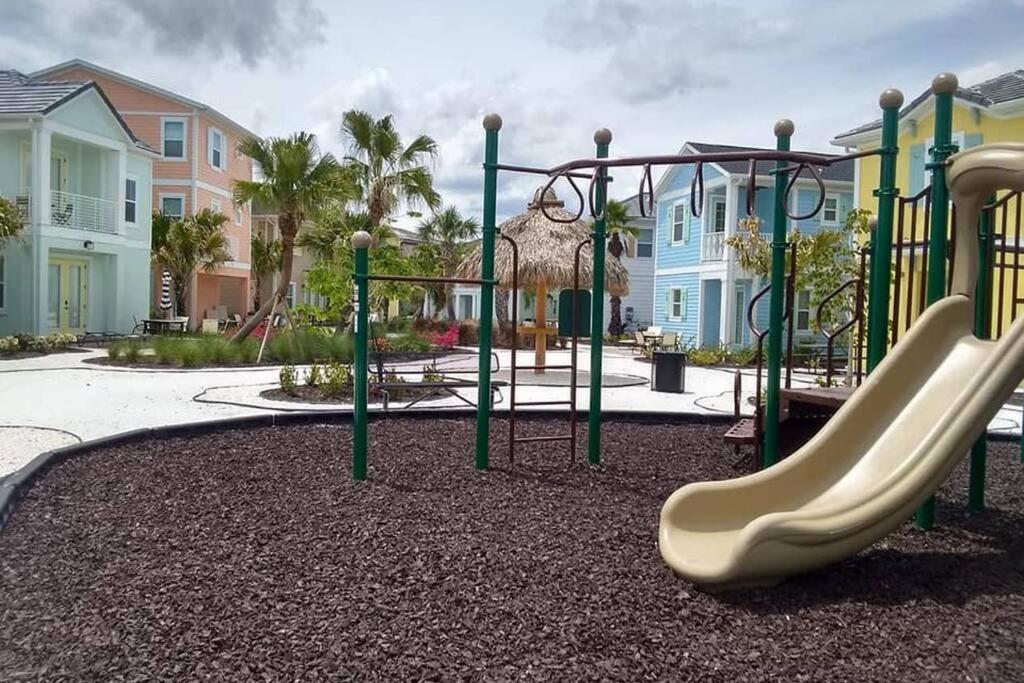 Vista Lago Margaritaville ,Orlando ,Private pool and Hottub ,Best price guaranteed