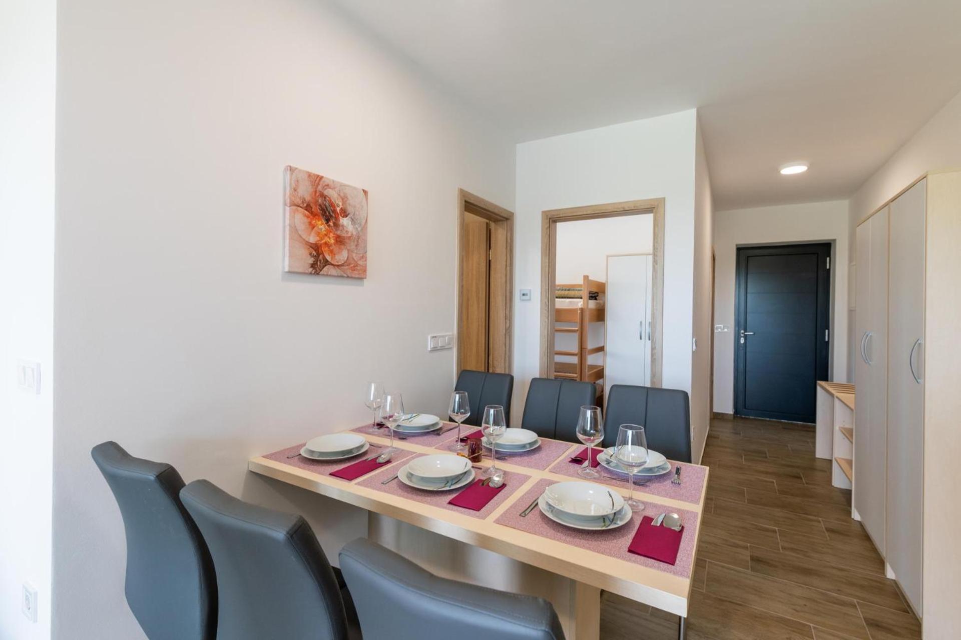 Apartmaji BANONIA