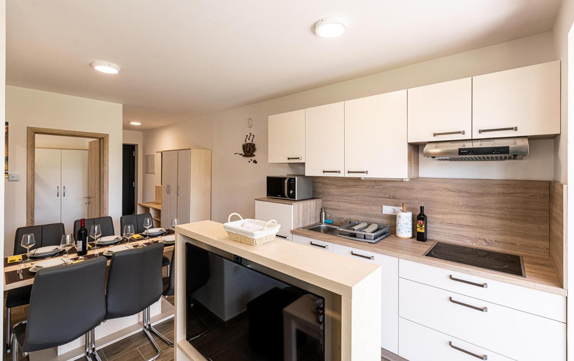 Apartmaji BANONIA