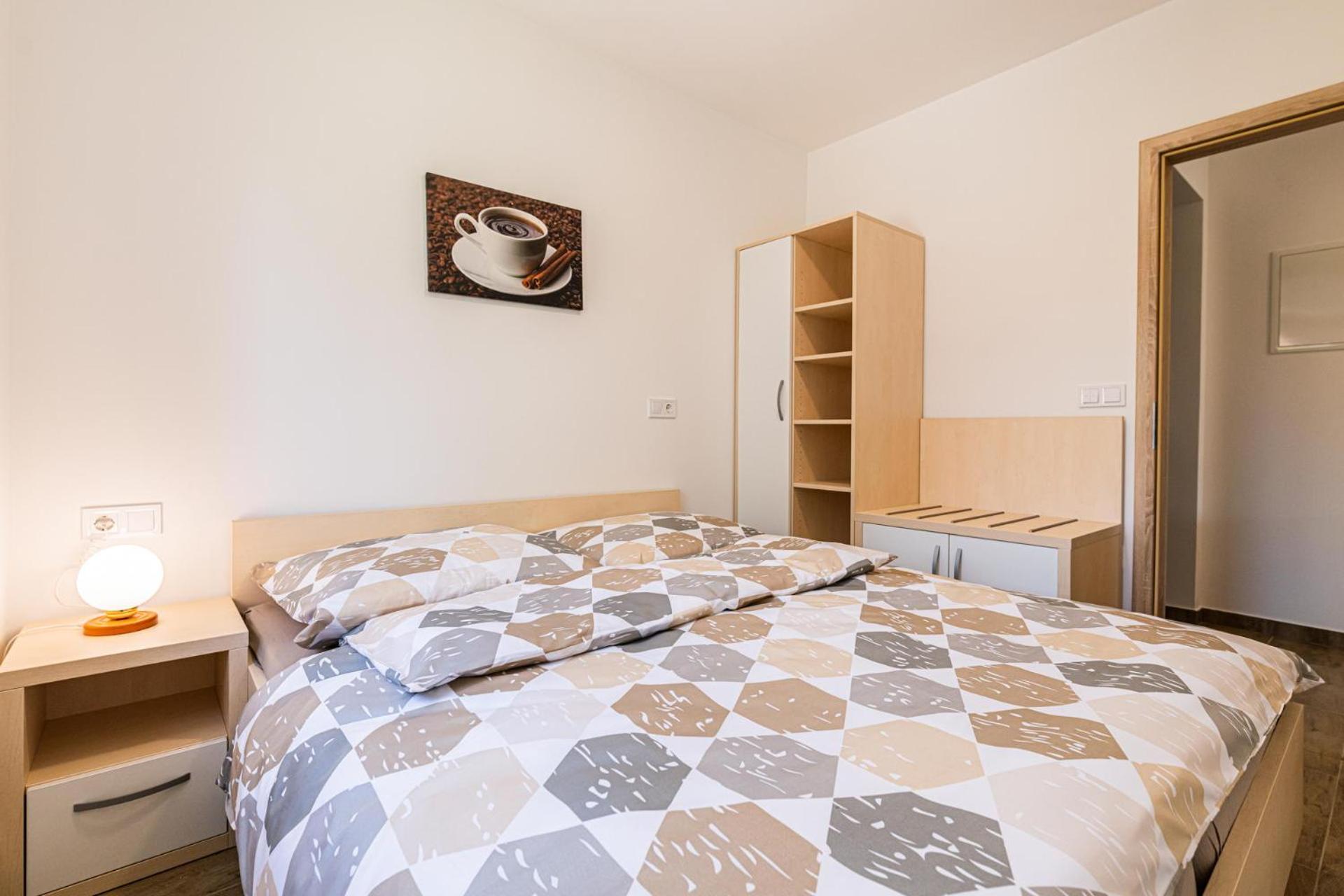 Apartmaji BANONIA