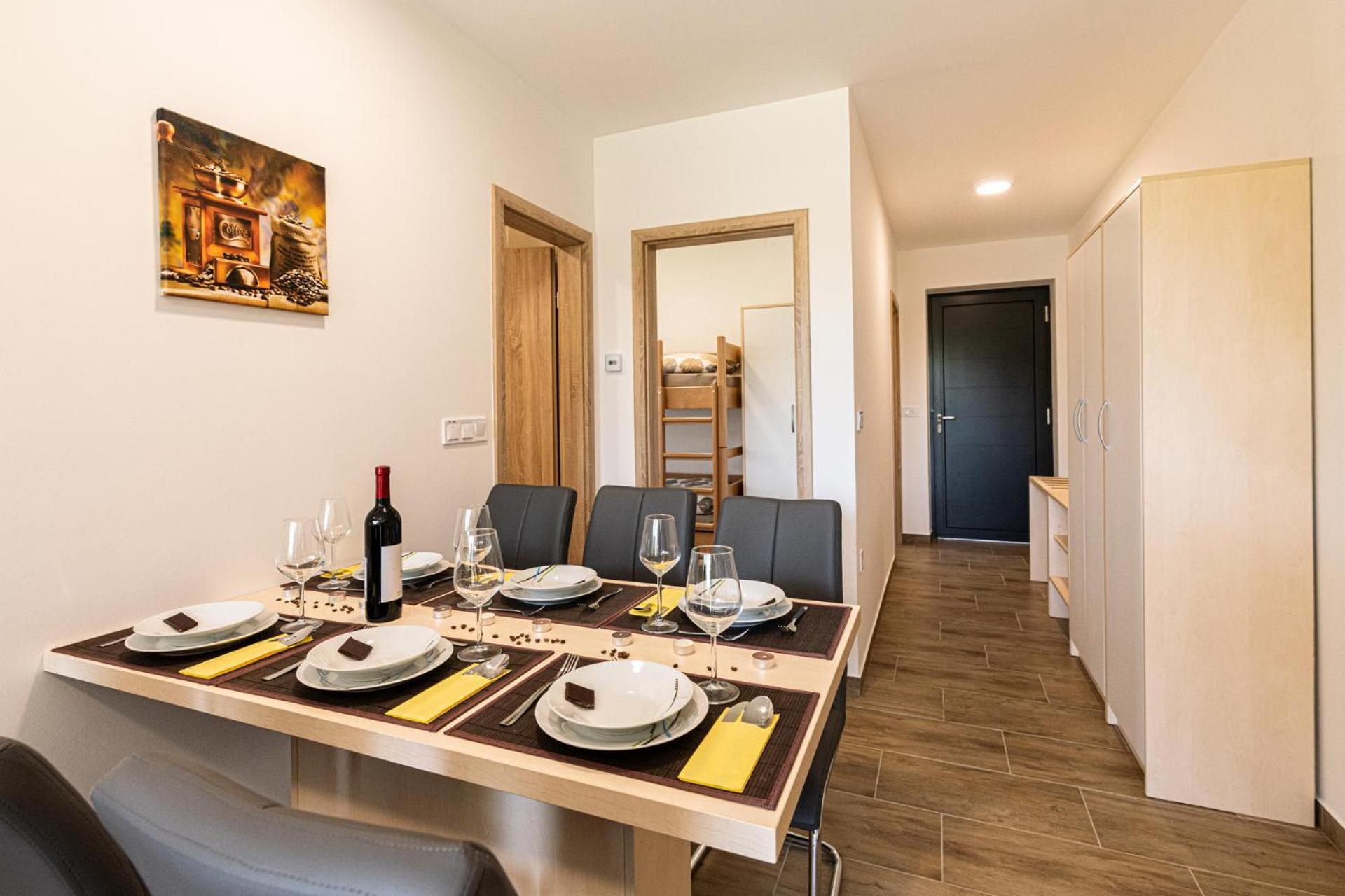 Apartmaji BANONIA