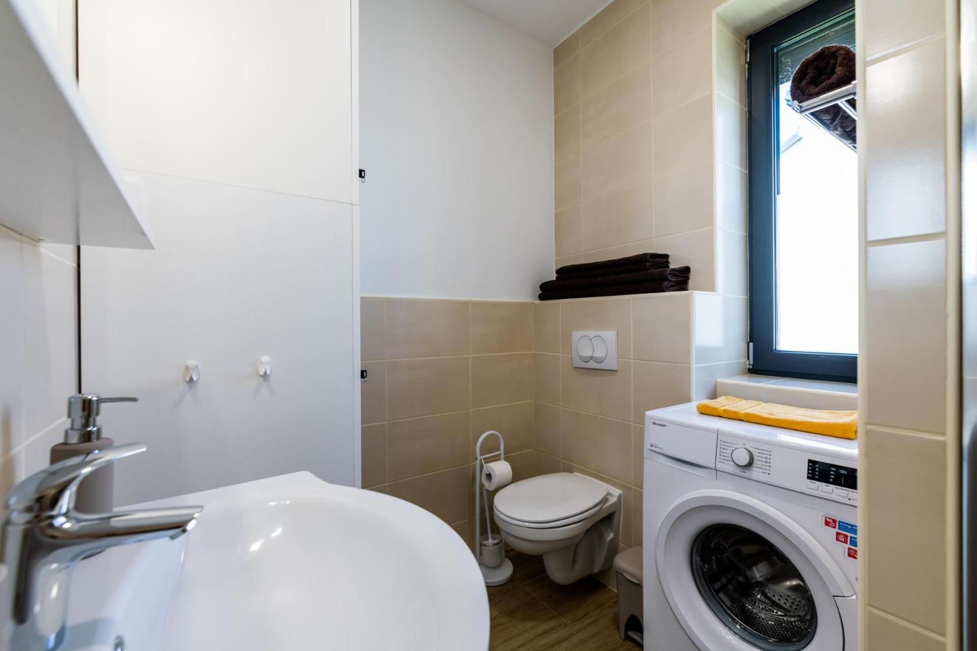 Apartmaji BANONIA