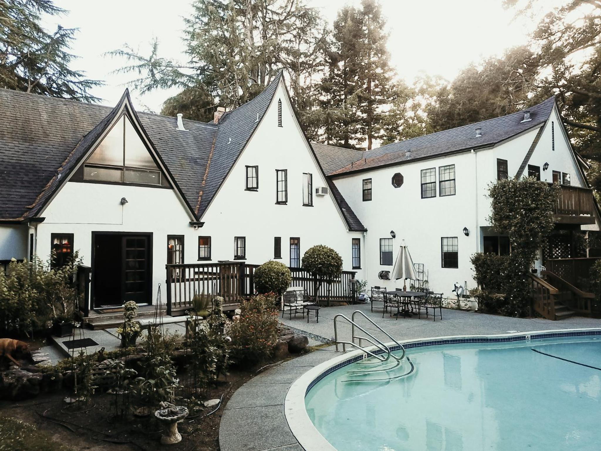 Maui Vacations - Candlelight Inn Napa Valley - Property Image 16
