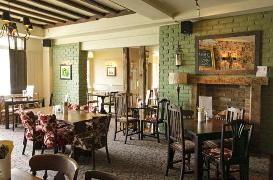 Hook Vacations - Raven Hotel by Greene King Inns - Property Image 10