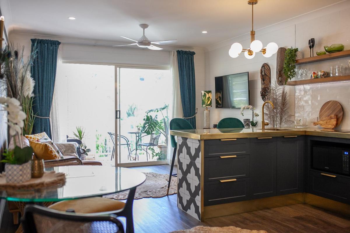 MUSE-Luxe Apartment in Port Douglas
