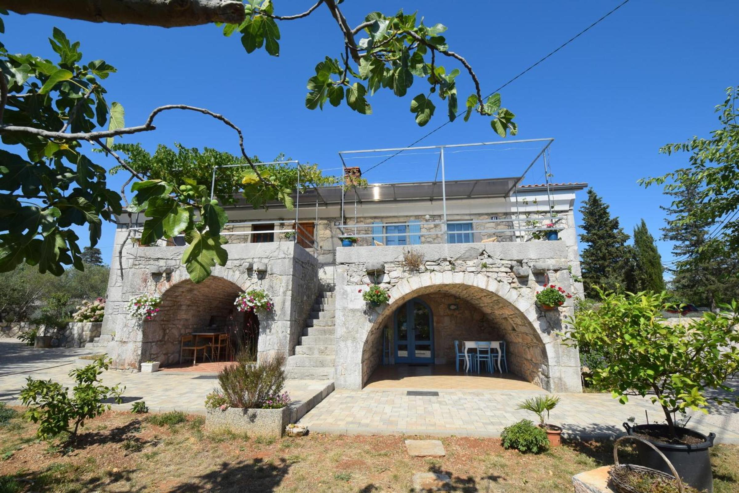 Apartments Depope view 3