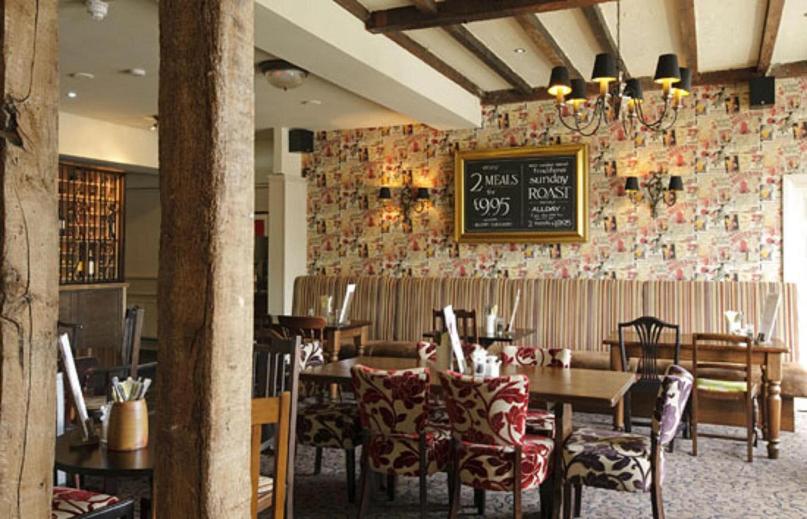 Hook Vacations - Raven Hotel by Greene King Inns - Property Image 1