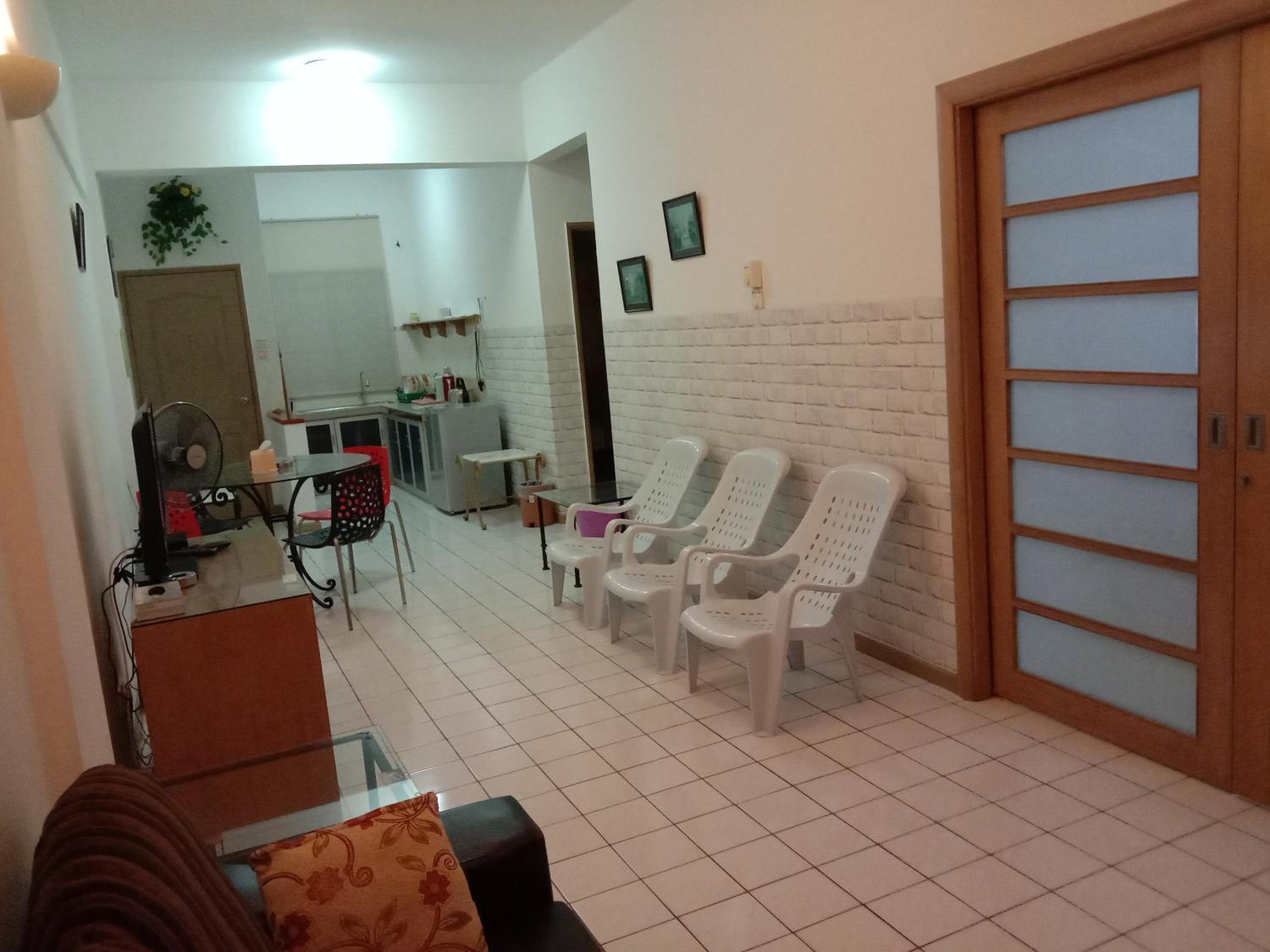 Paradise Lagoon apartment photo 1