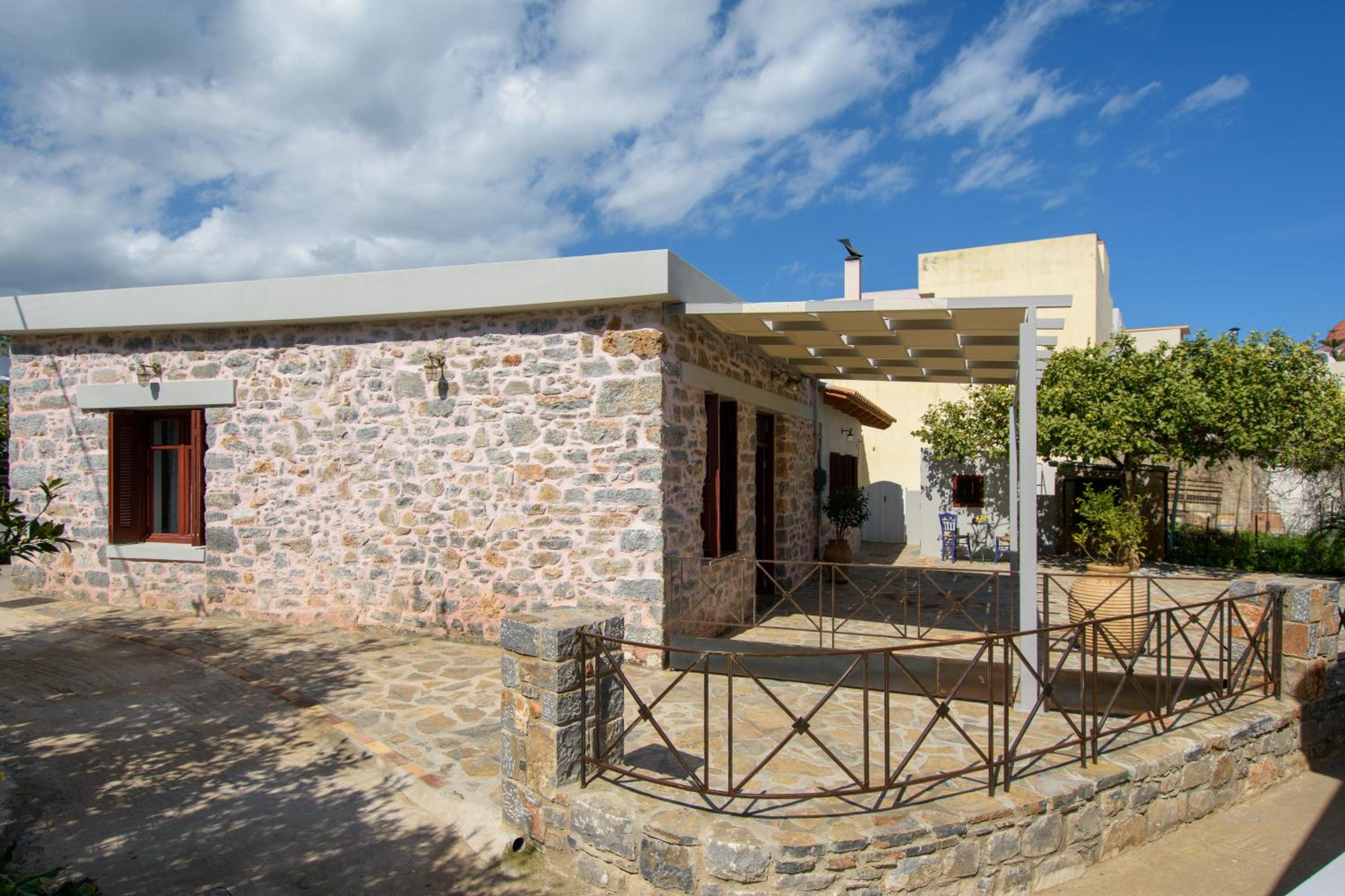 Pavlakis Lemon-Tree House photo 4