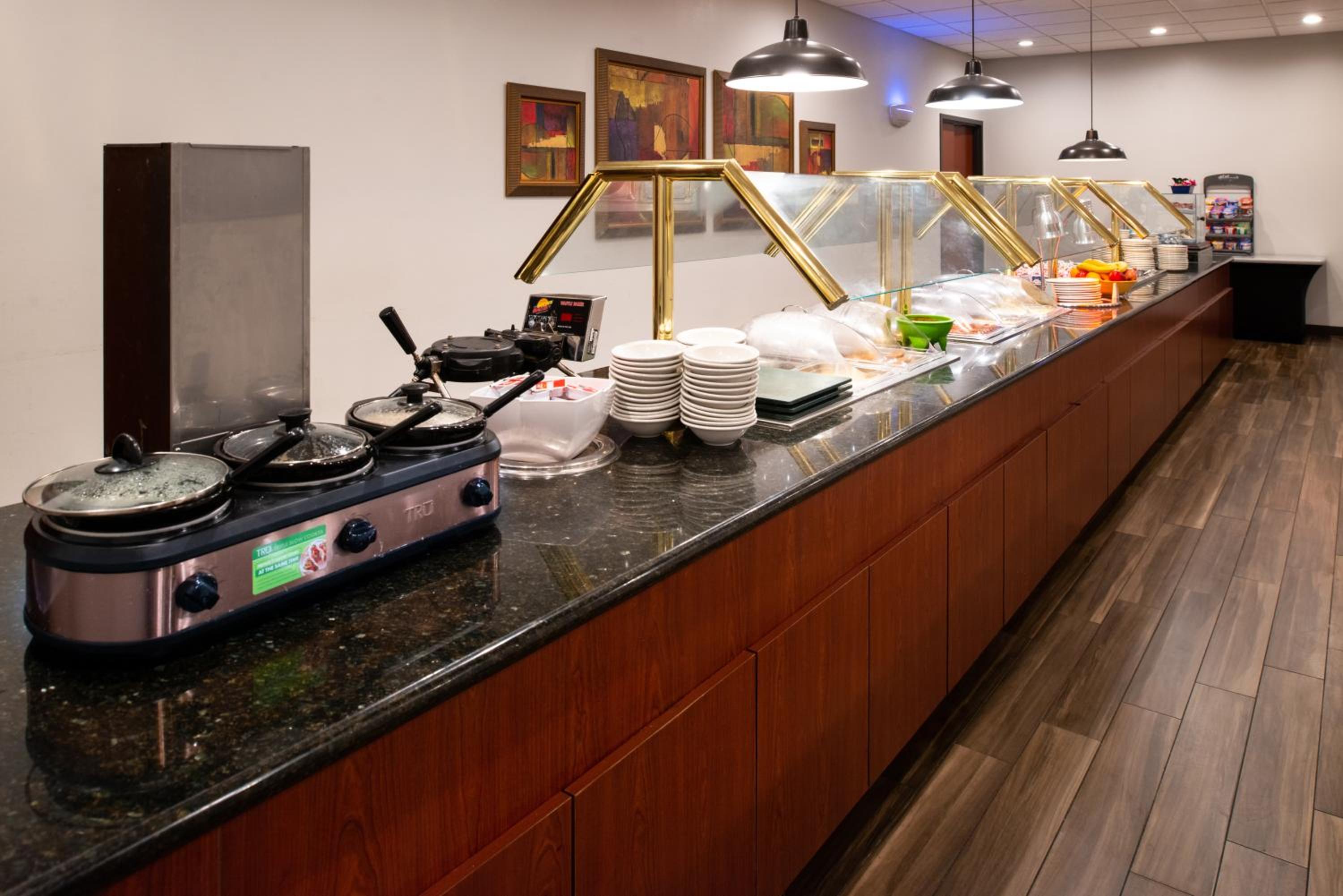 Beaumont Vacations - Holiday Inn Hotel and Suites Beaumont-Plaza I-10 Walden, an IHG Hotel - Property Image 14