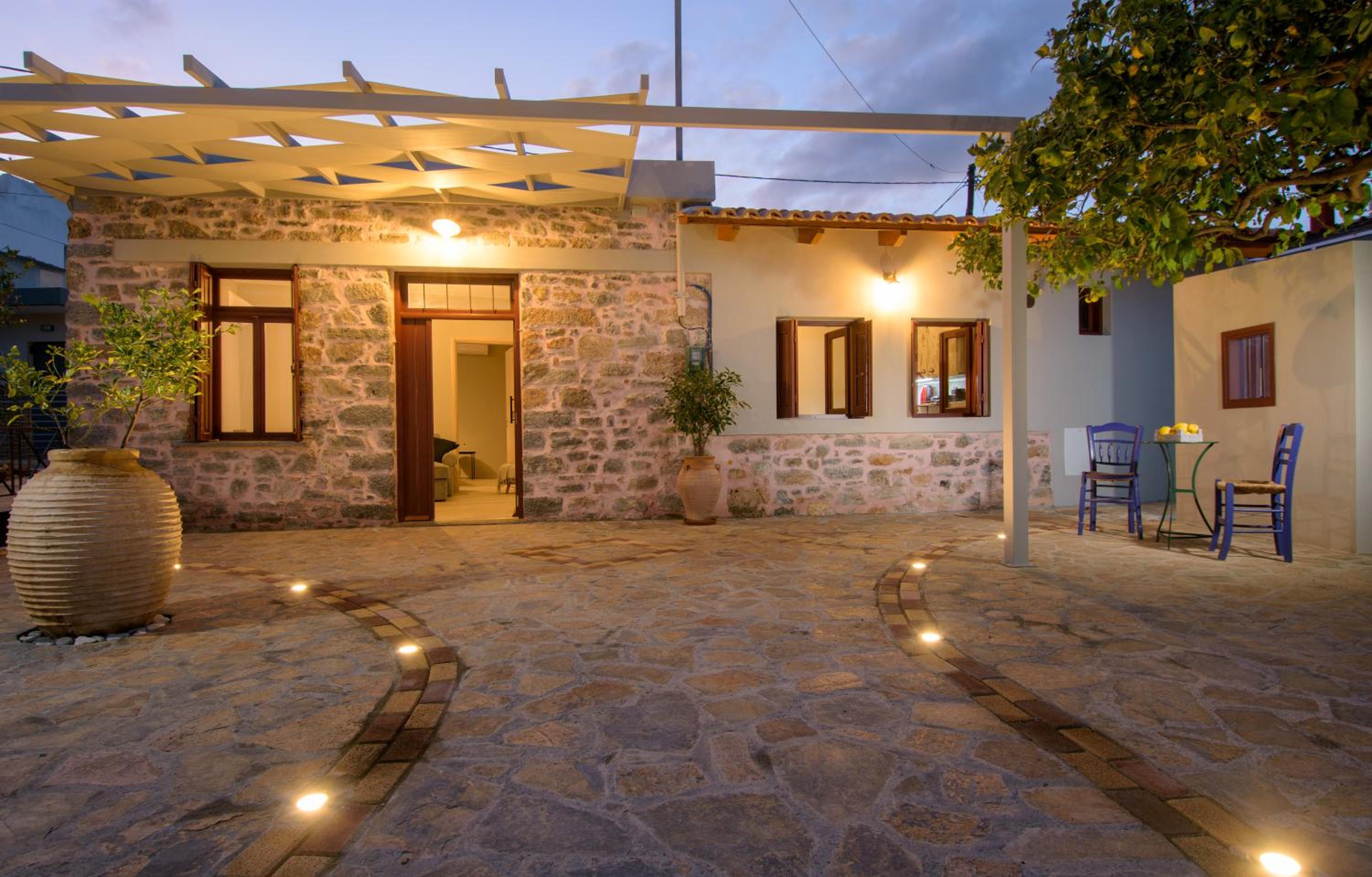 Pavlakis Lemon-Tree House photo 5