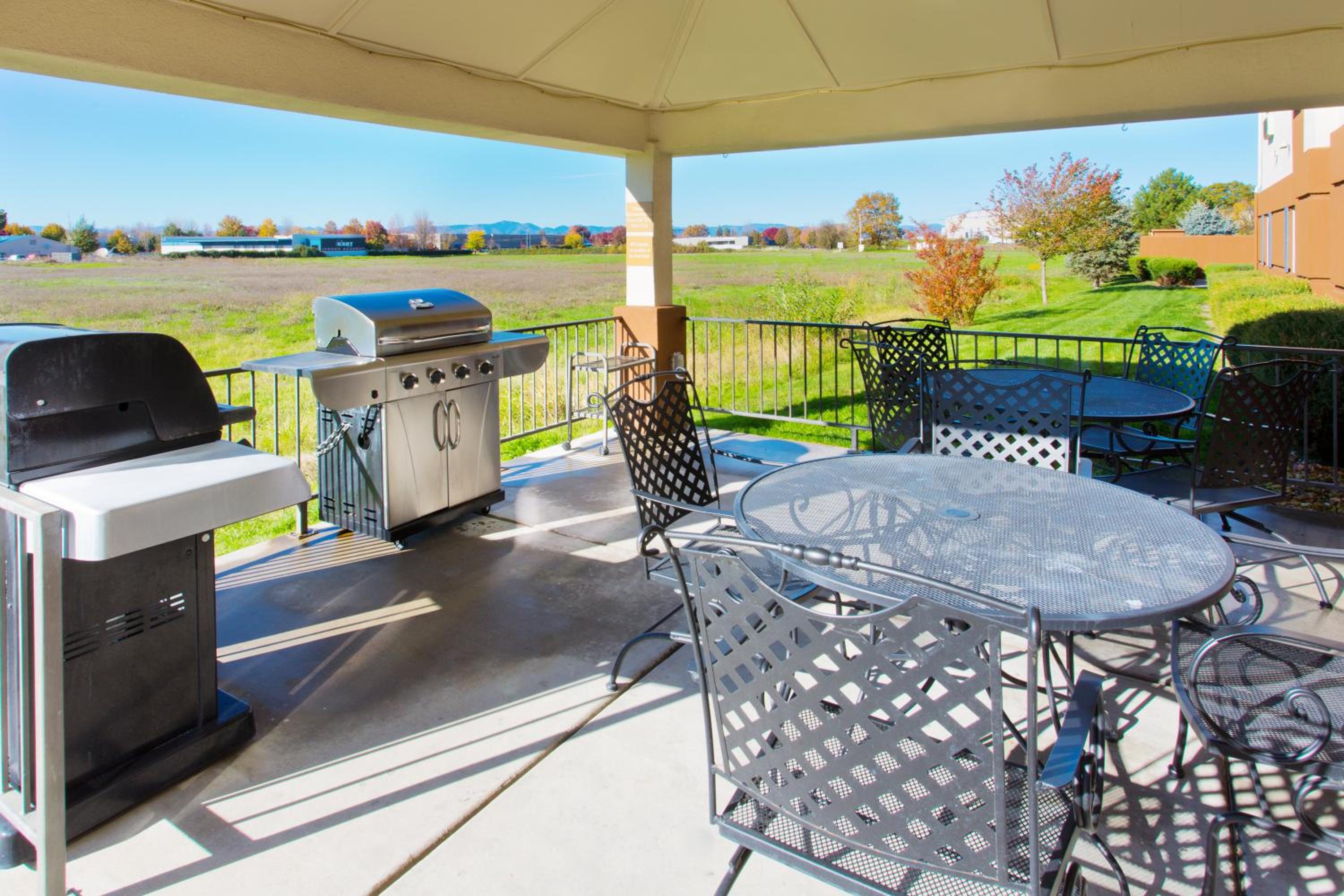 Medford Vacations - Candlewood Suites Medford, an IHG Hotel - Property Image 4