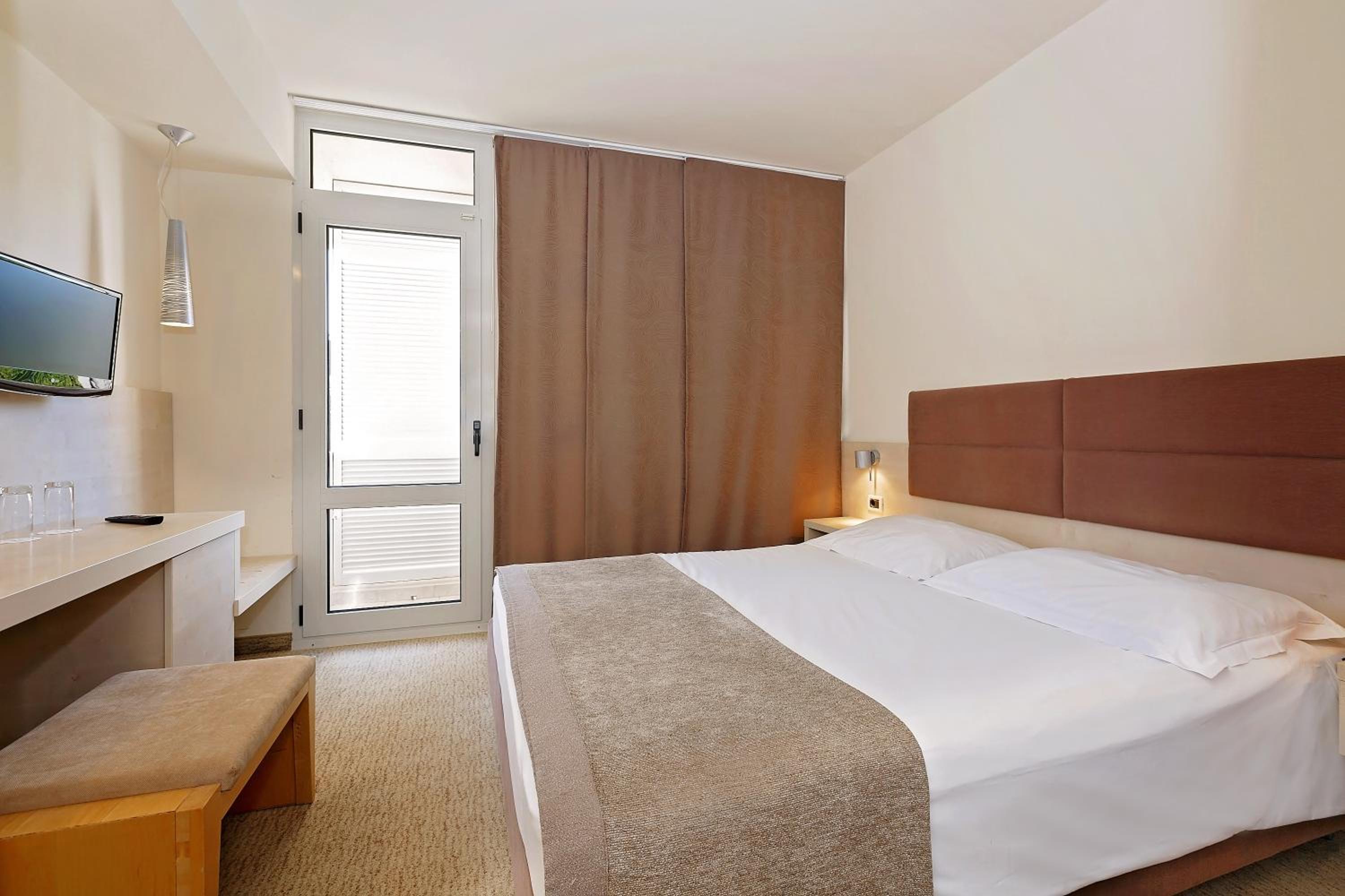 Hotel Mediteran Plava Laguna - Property Image 24