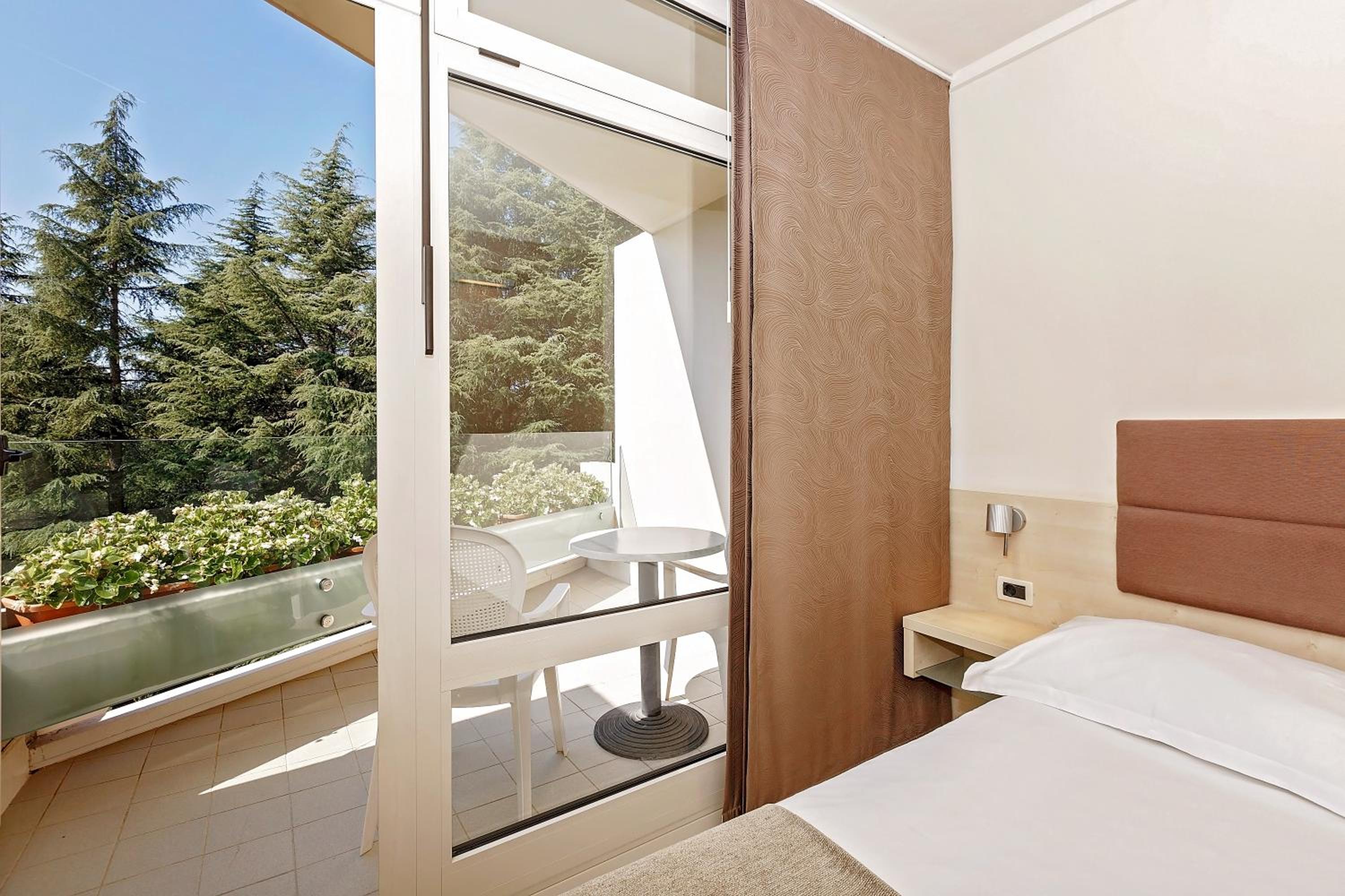 Hotel Mediteran Plava Laguna - Property Image 23