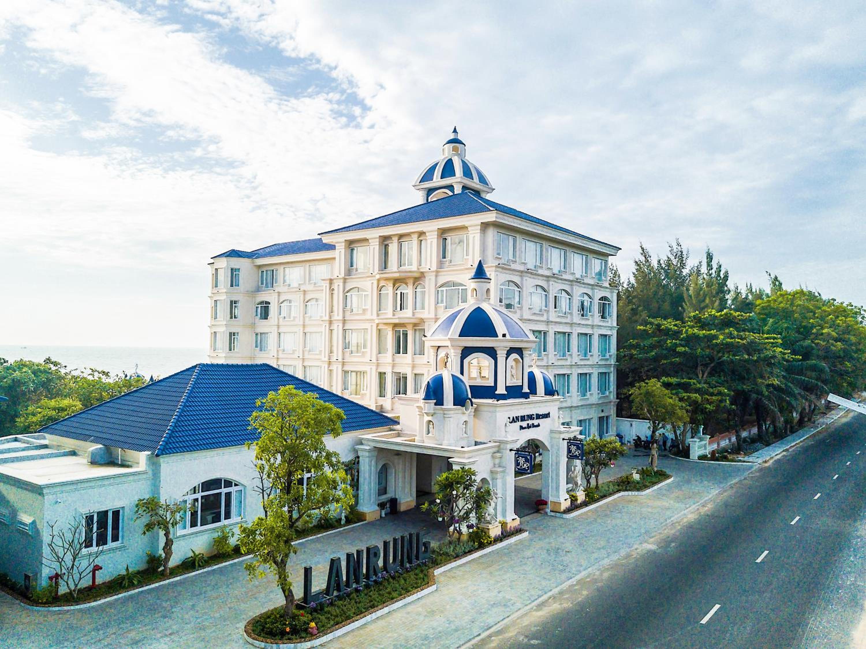 Lan Rung Beach Resort