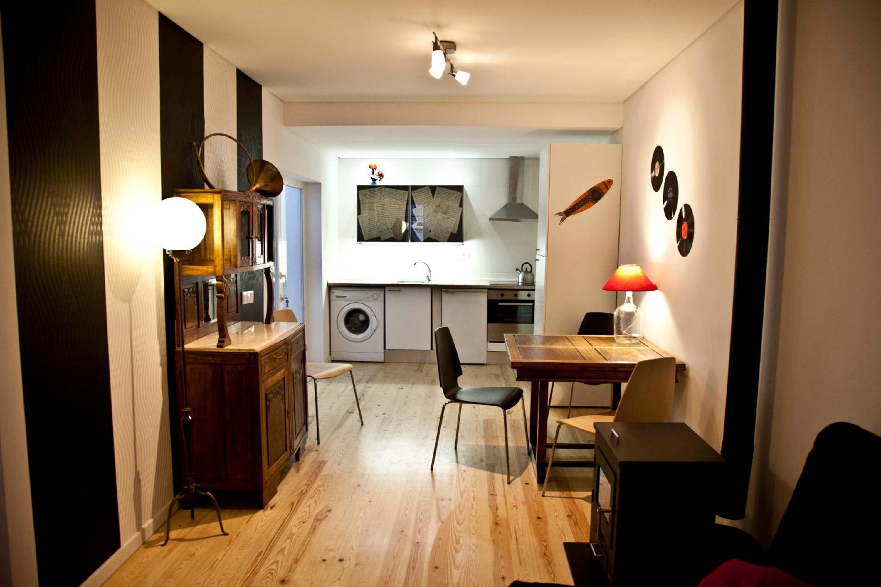Your Home in Mouraria Castle and Music view 2