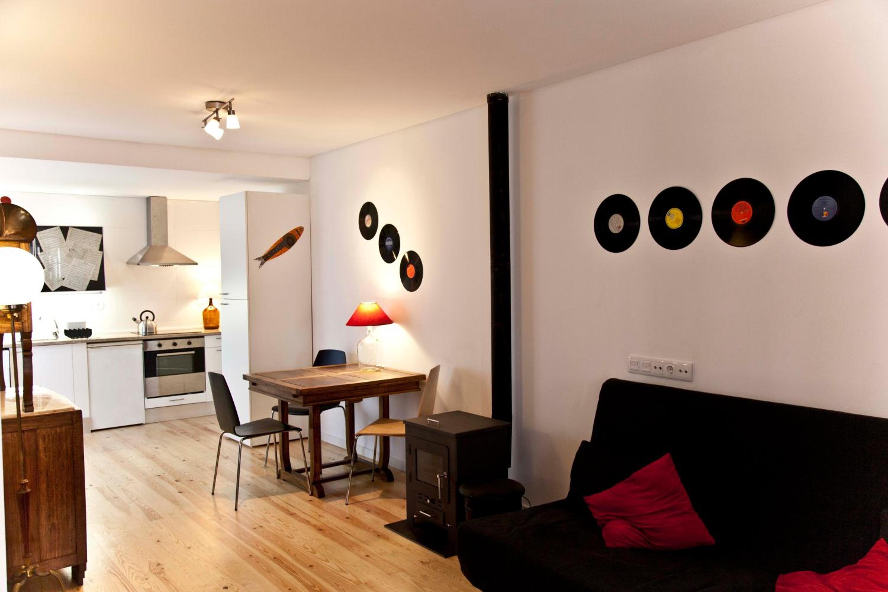 Your Home in Mouraria Castle and Music view 3
