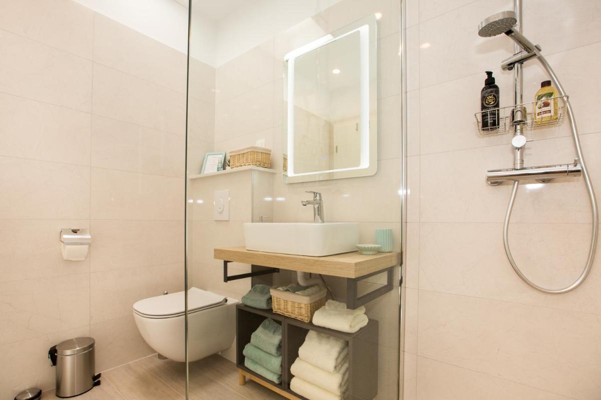 Liberty Town Center Rooms