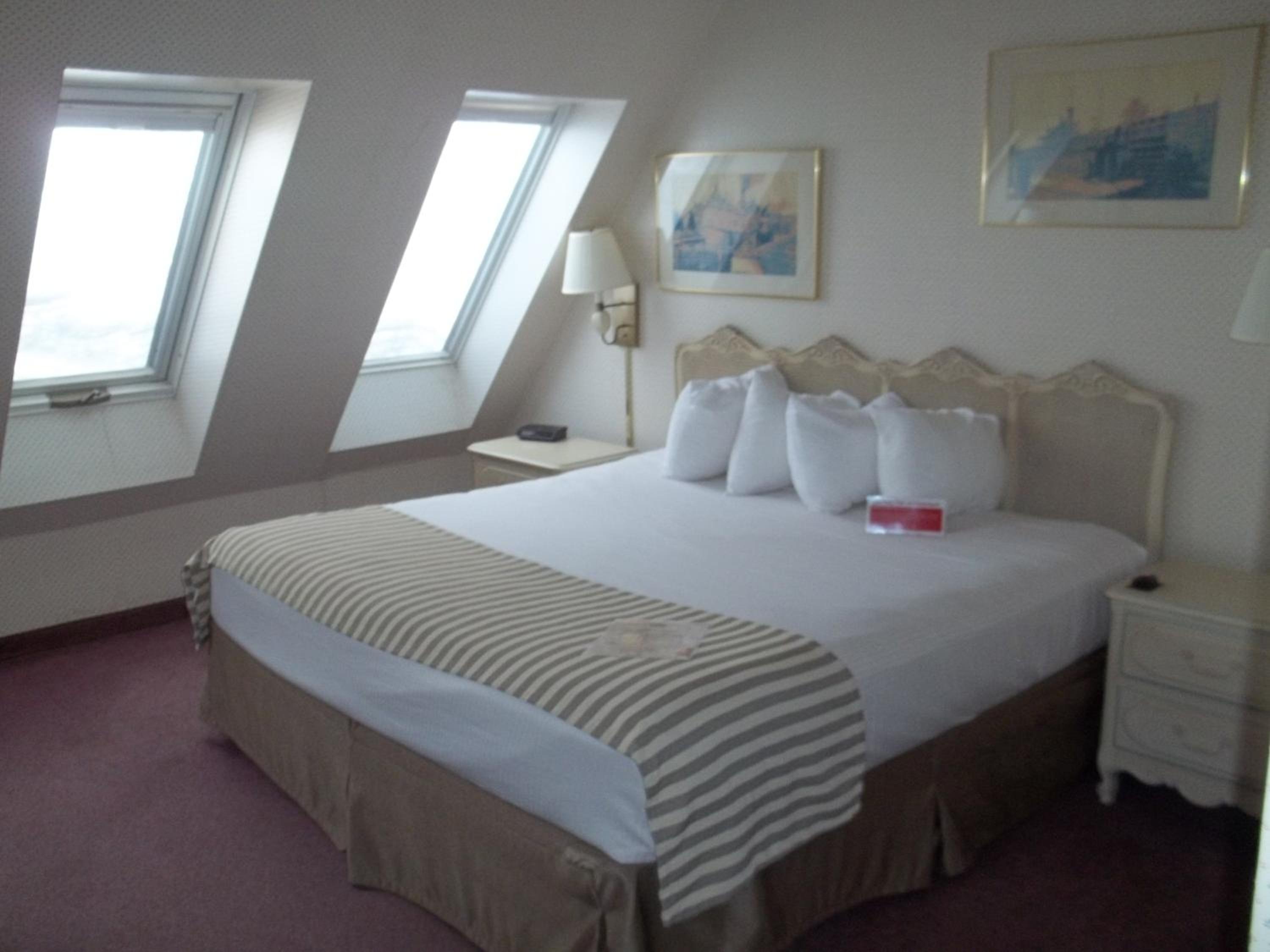 The Hotel Ojibway, Trademark Collection by Wyndham