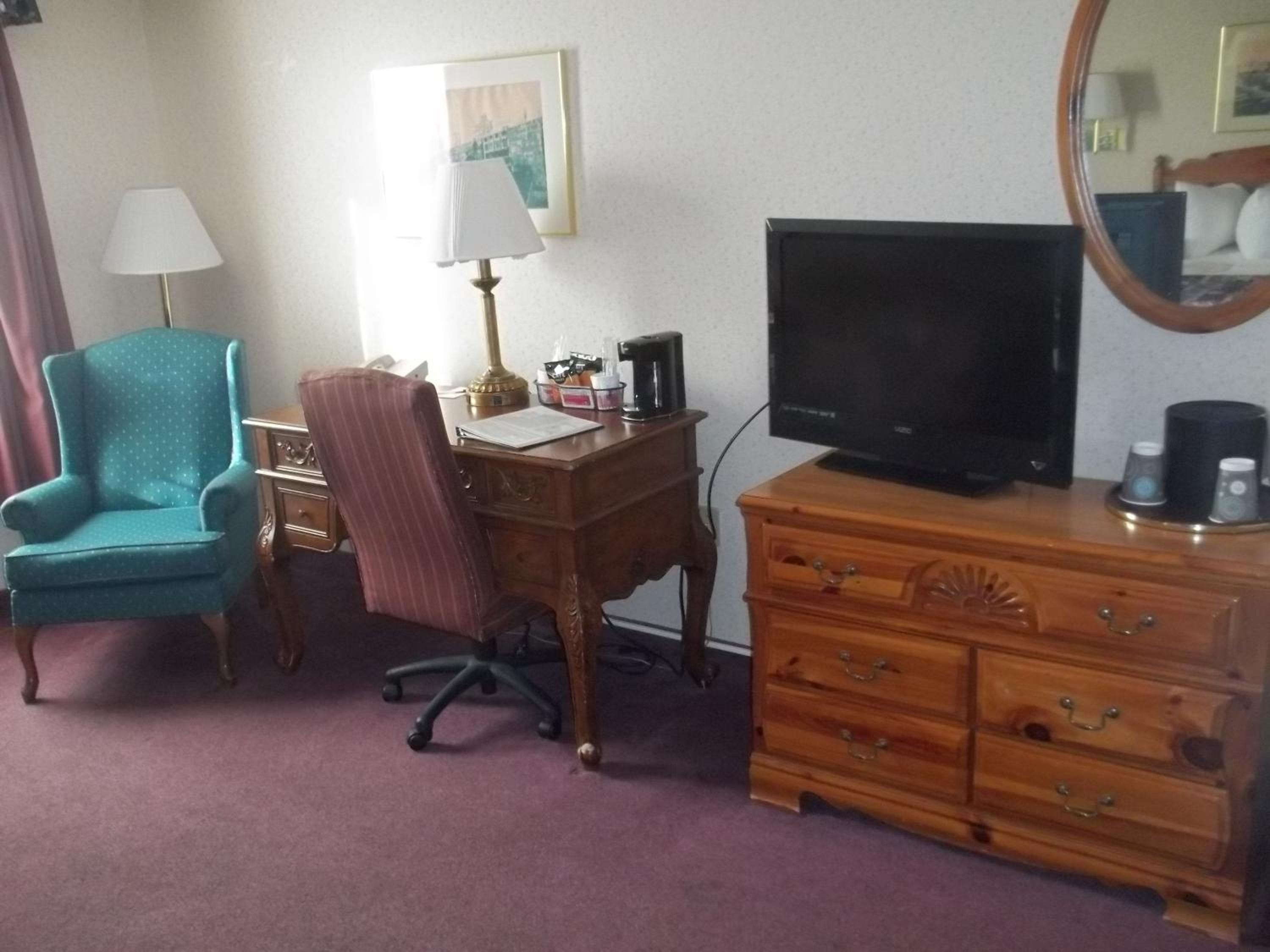 Sault Ste Marie Vacations - The Hotel Ojibway, Trademark Collection by Wyndham - Property Image 2