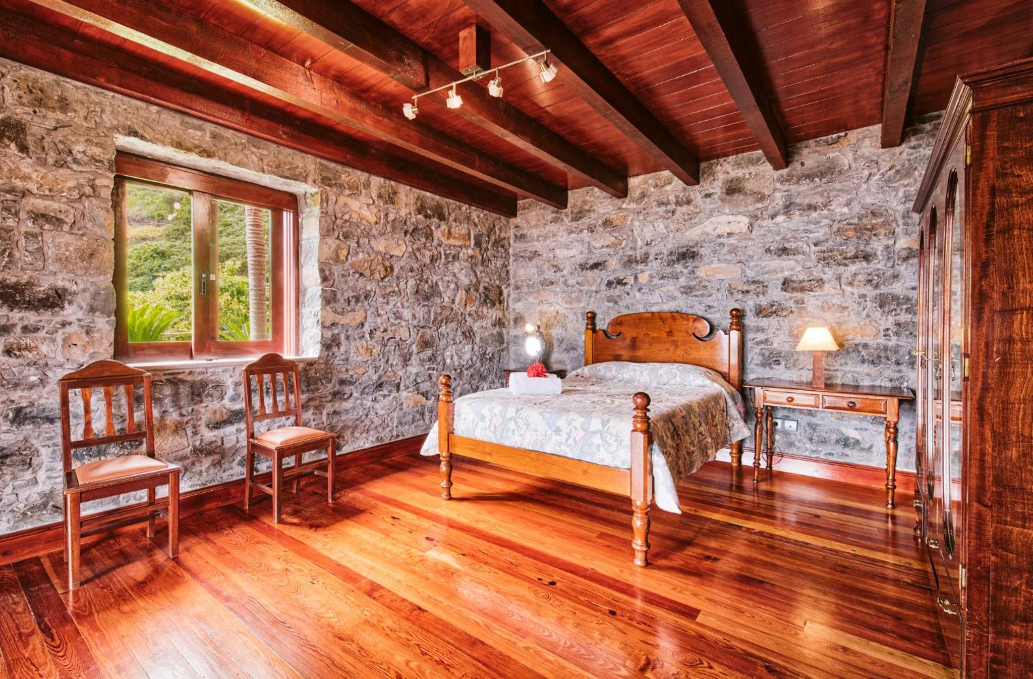 Seixal Sunny Villa A & B by Amazing Madeira