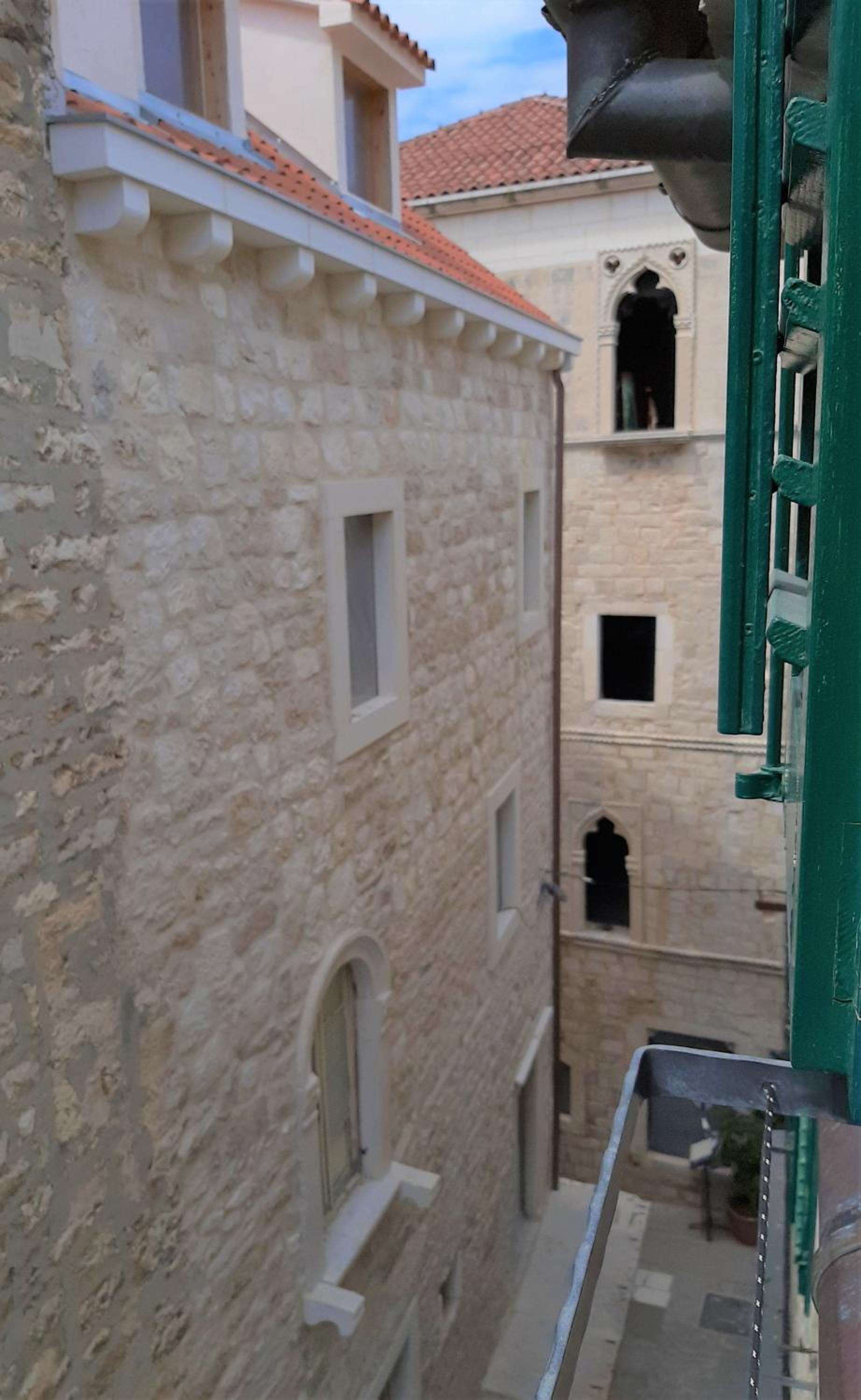 Photo 27