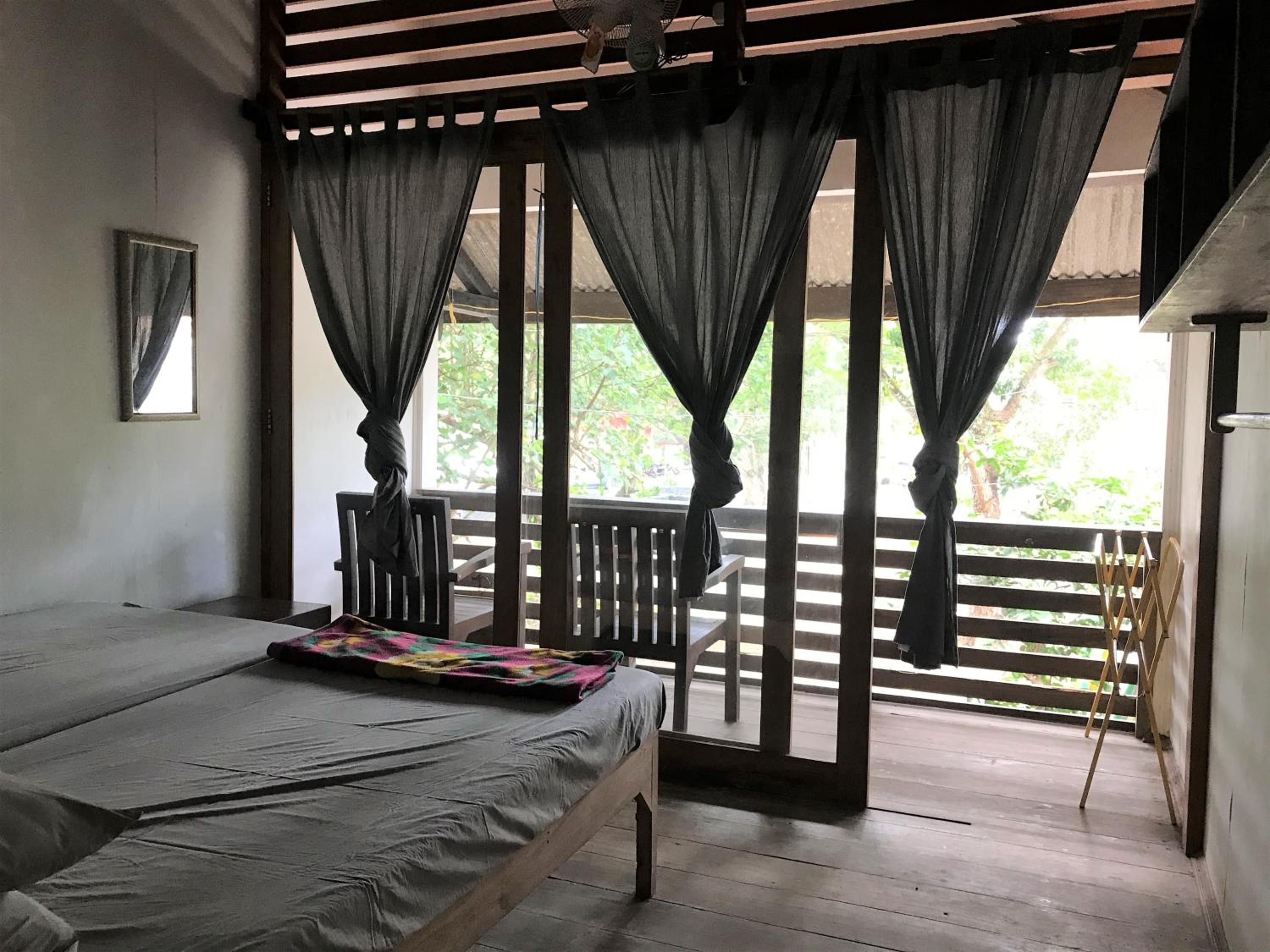 BK Homestay, Batukaras view 5