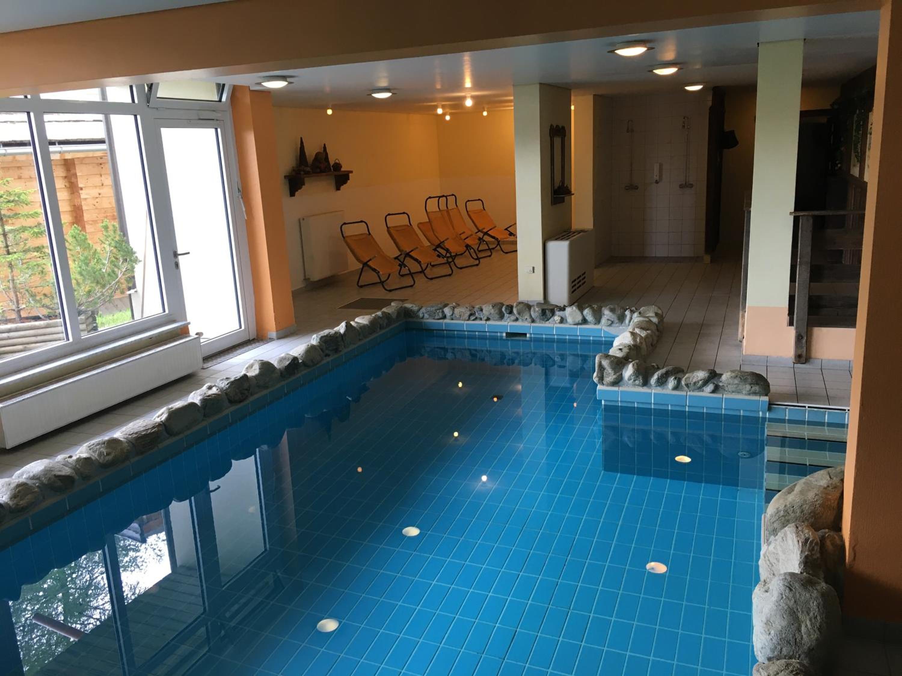 Eisenhut Suite 3
