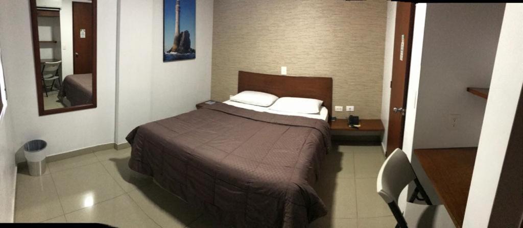 Hotel El Faro Buga