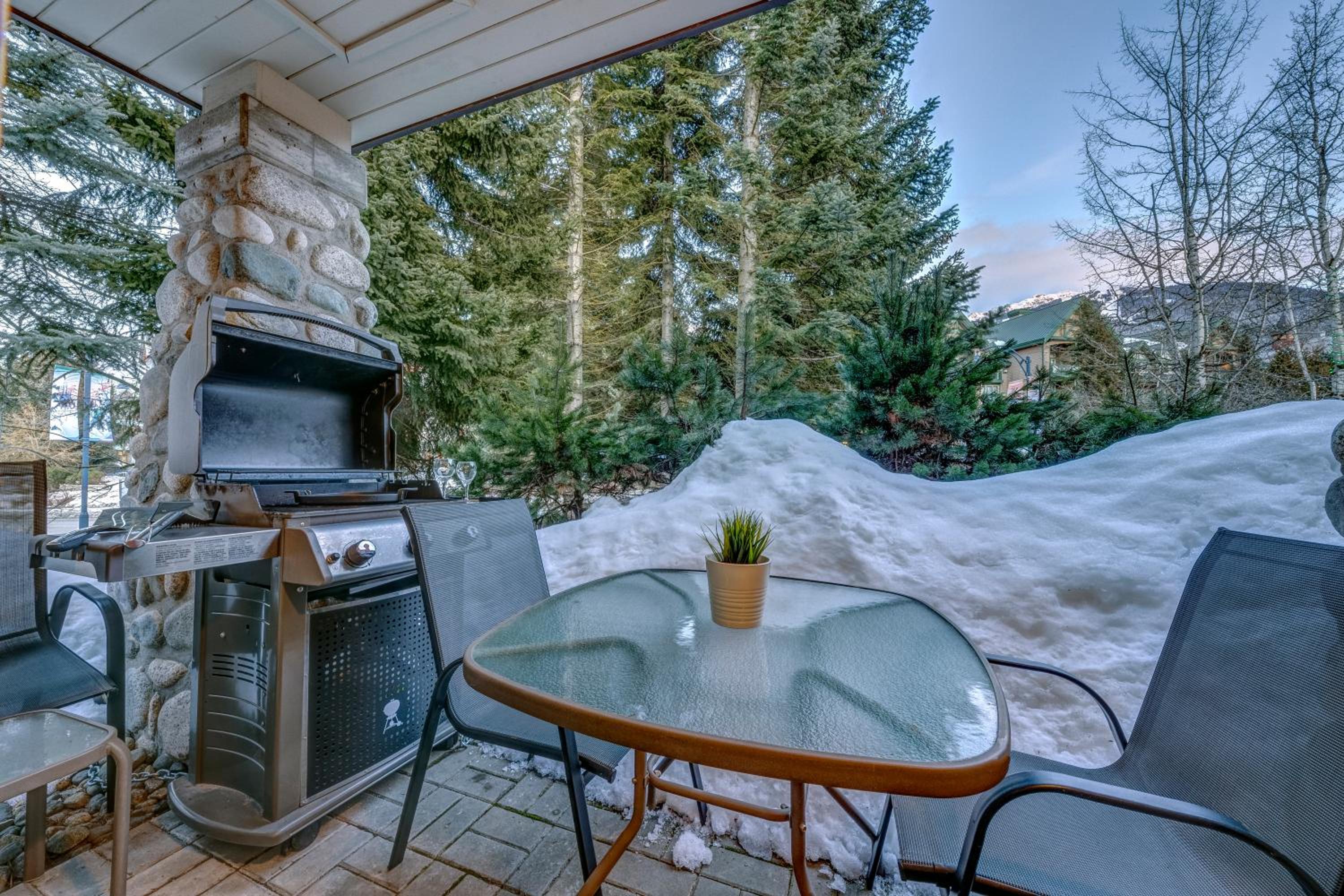Sunpath Retreat- Convenience Meets Comfort & Style