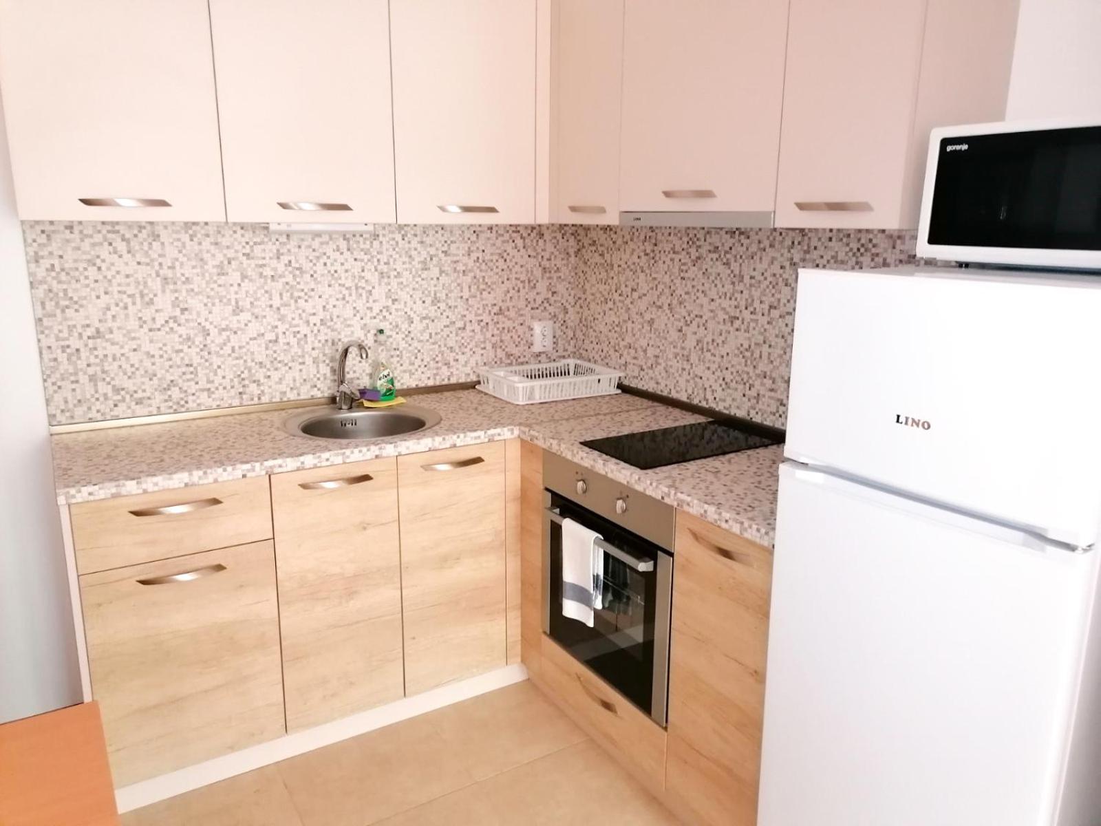Golden Dunes Primorsko Apartments